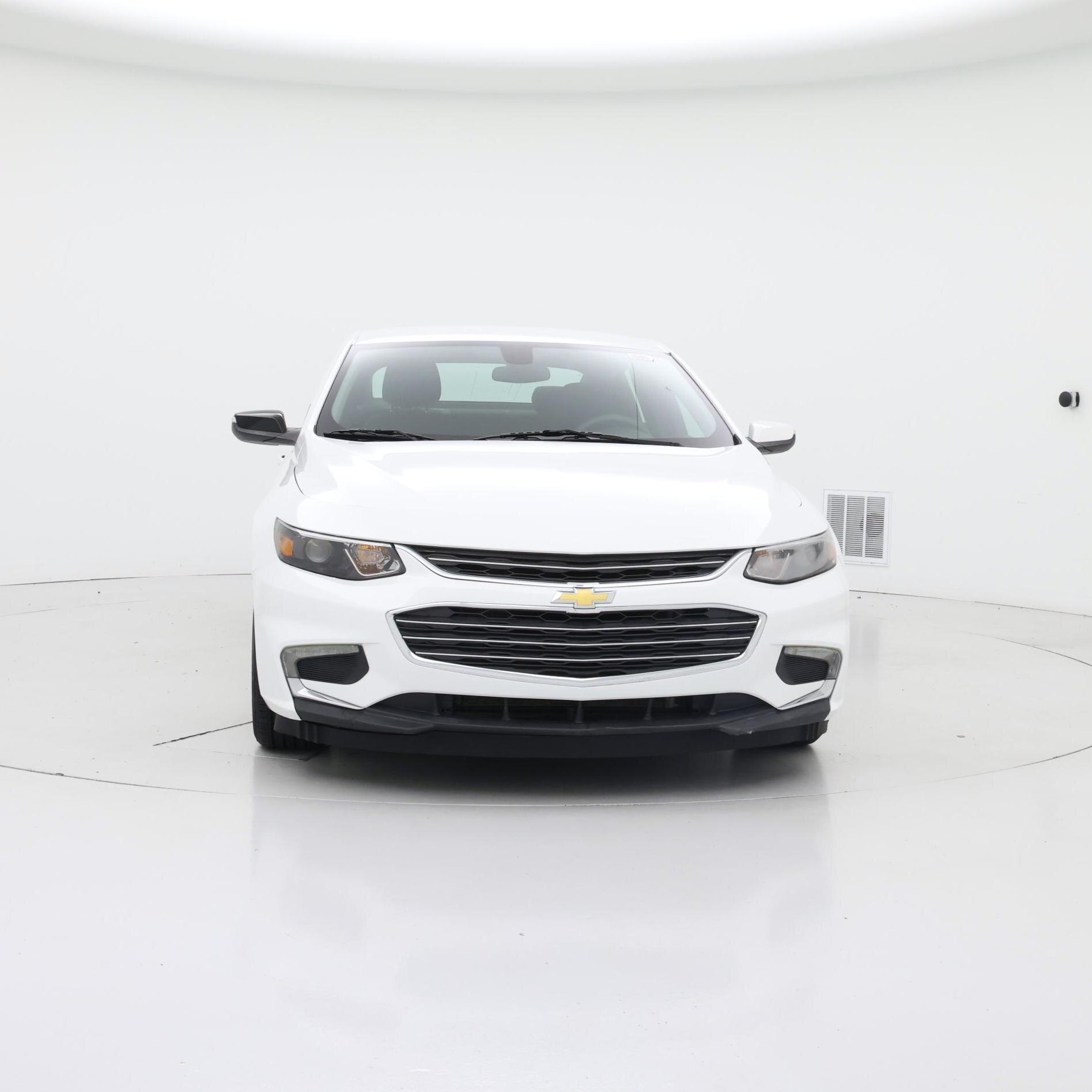 Thumbnail: 2017 Chevrolet Malibu - 5