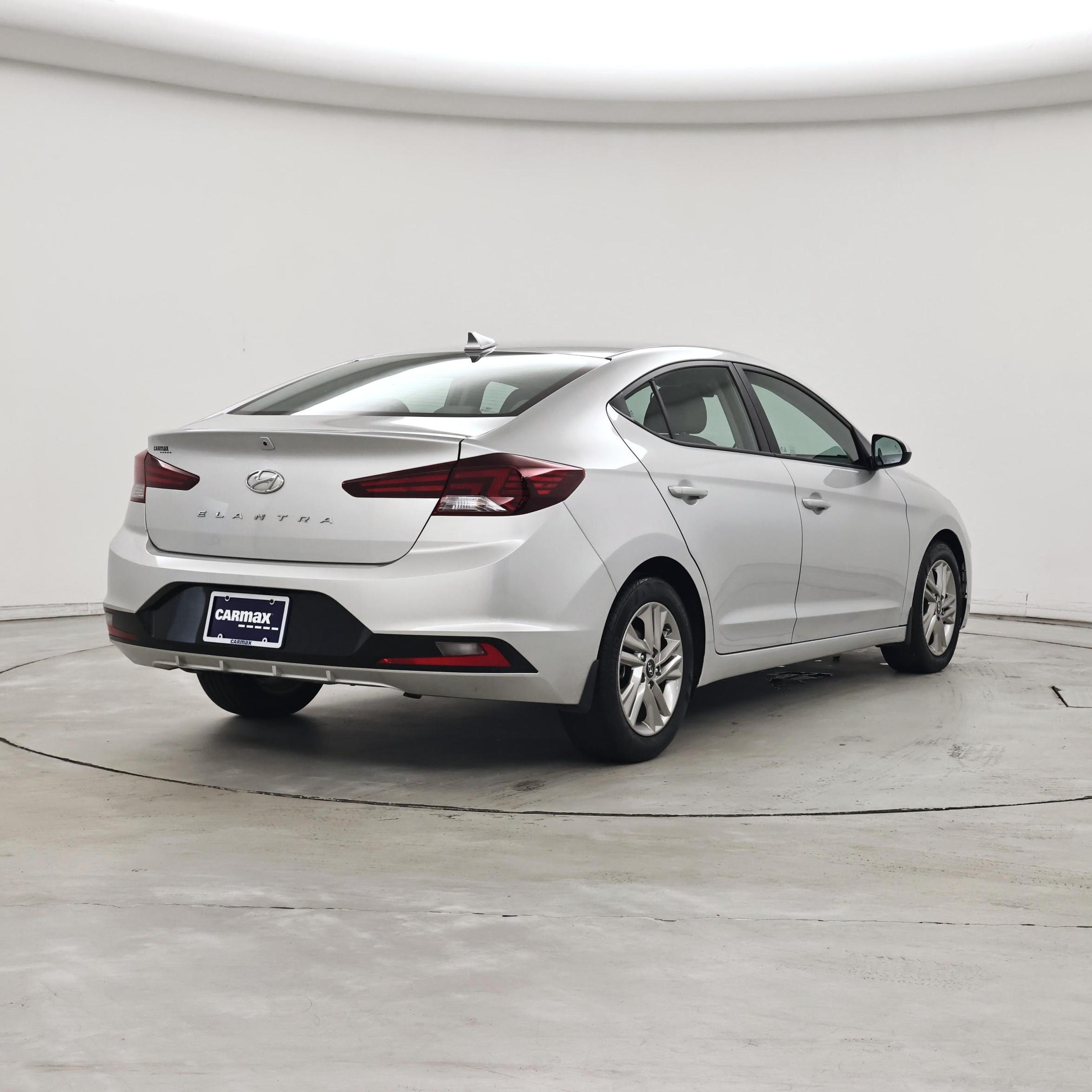 Thumbnail: 2020 Hyundai Elantra - 8