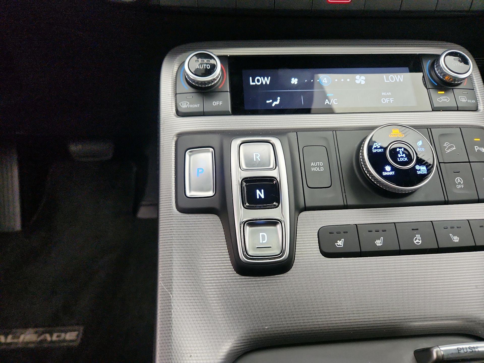 Thumbnail: 2023 Hyundai Palisade - 18