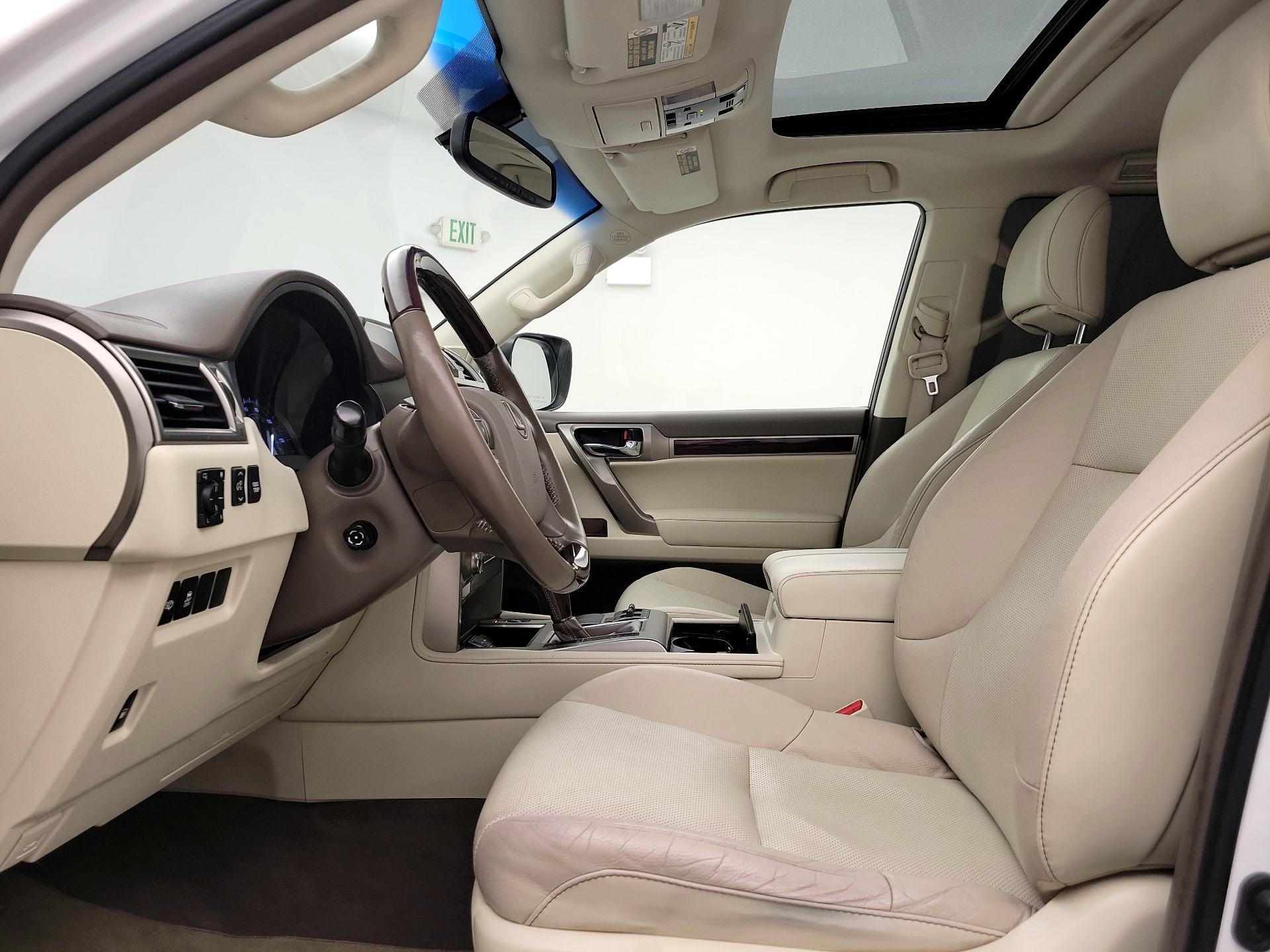 Thumbnail: 2019 Lexus GX - 11
