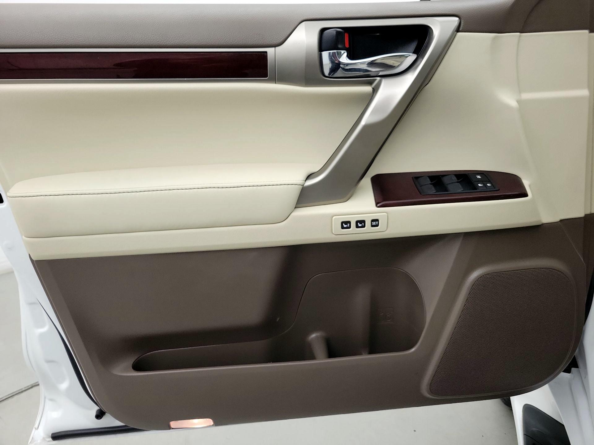 Thumbnail: 2019 Lexus GX - 12