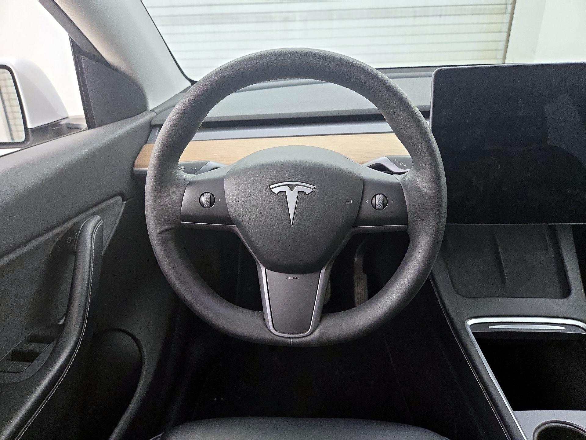 Thumbnail: 2021 Tesla Model Y - 10