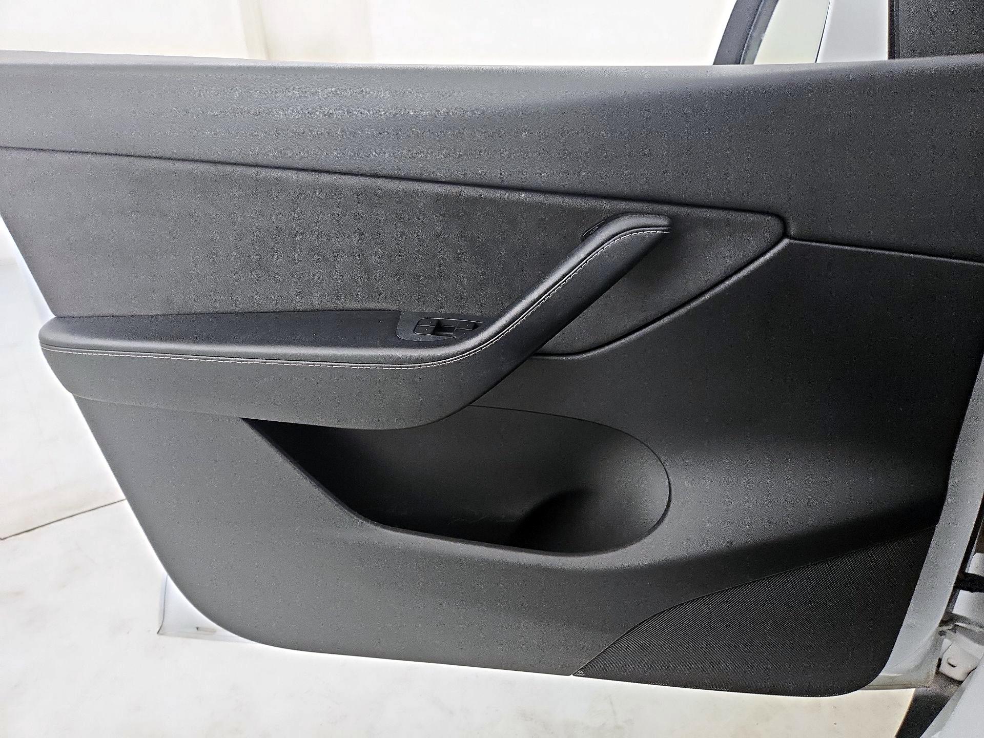 Thumbnail: 2021 Tesla Model Y - 12
