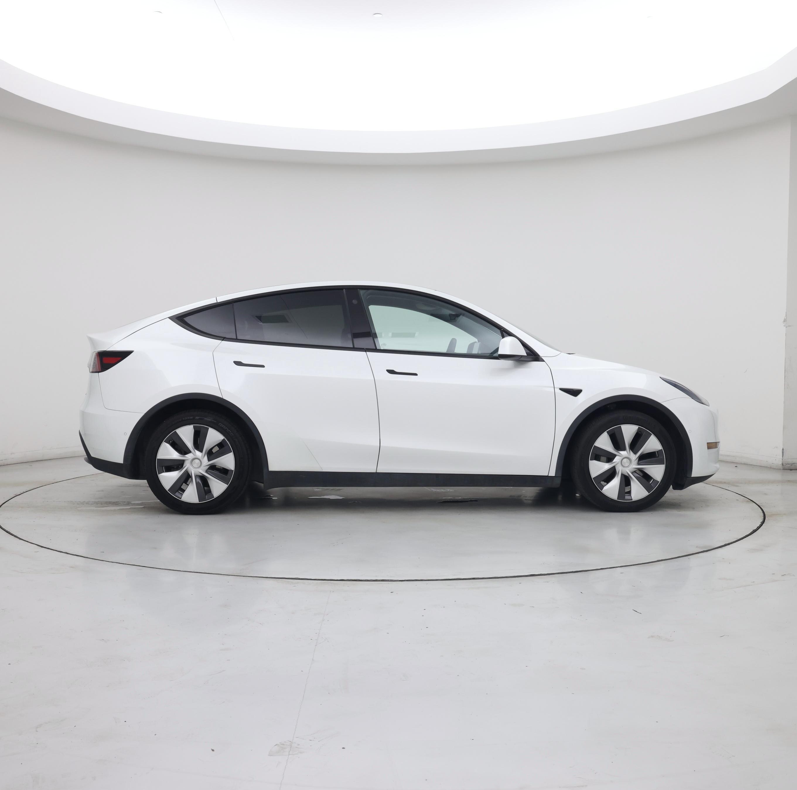 Thumbnail: 2021 Tesla Model Y - 7