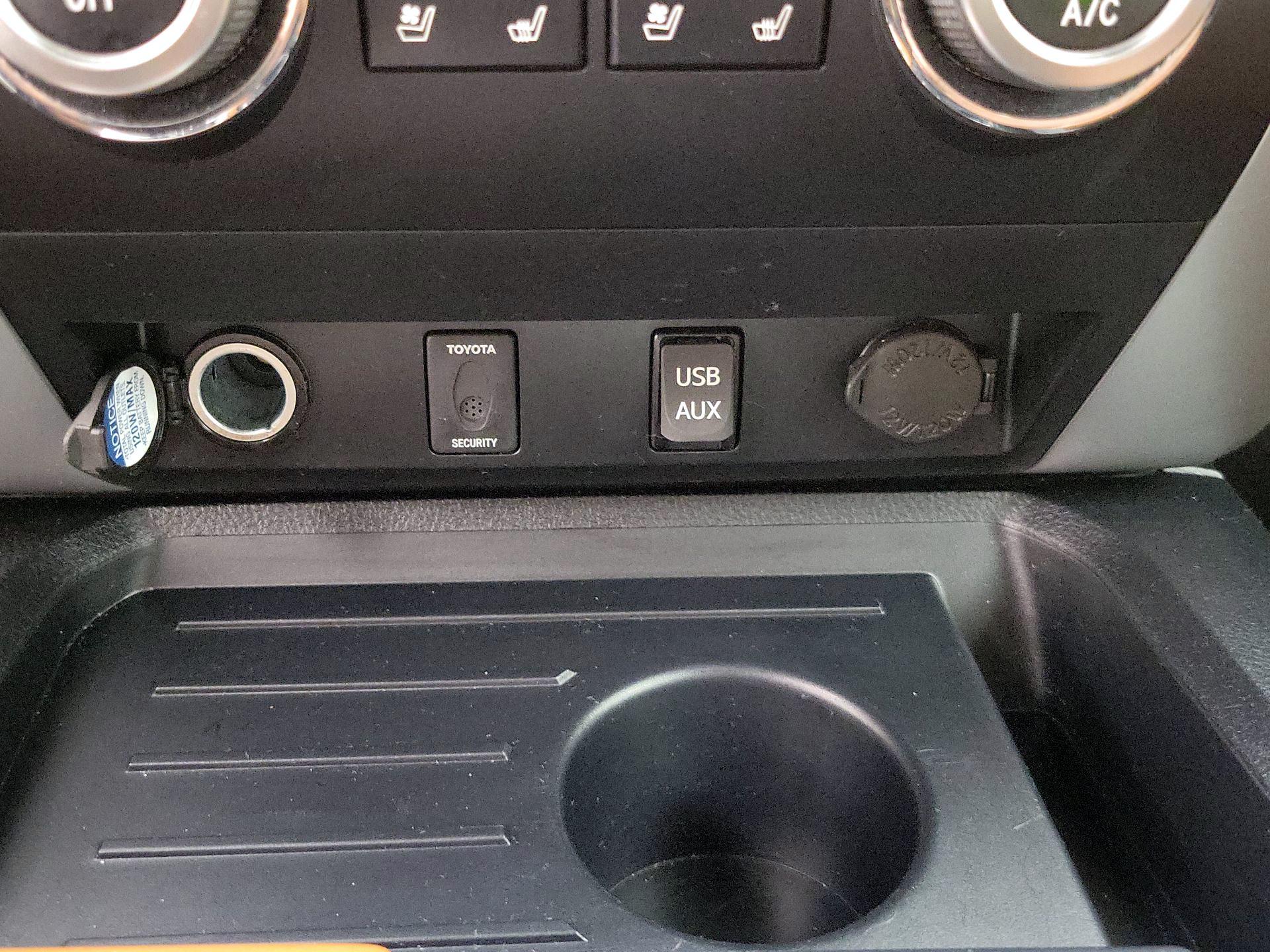 Thumbnail: 2019 Toyota Tundra - 18