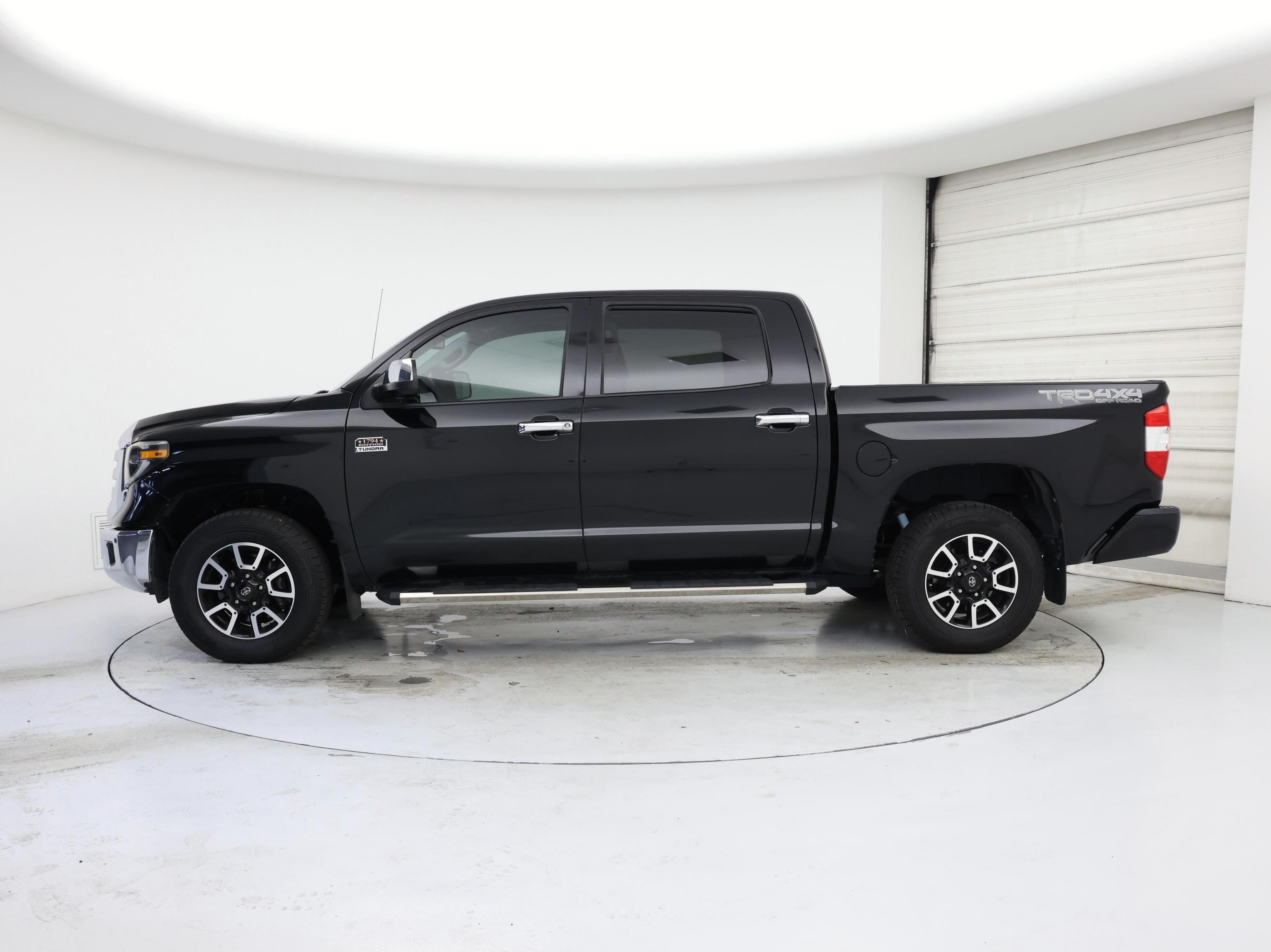 Thumbnail: 2019 Toyota Tundra - 3