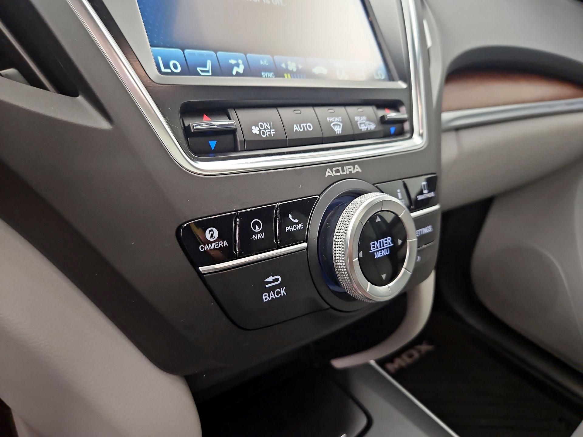 Thumbnail: 2018 Acura MDX - 17