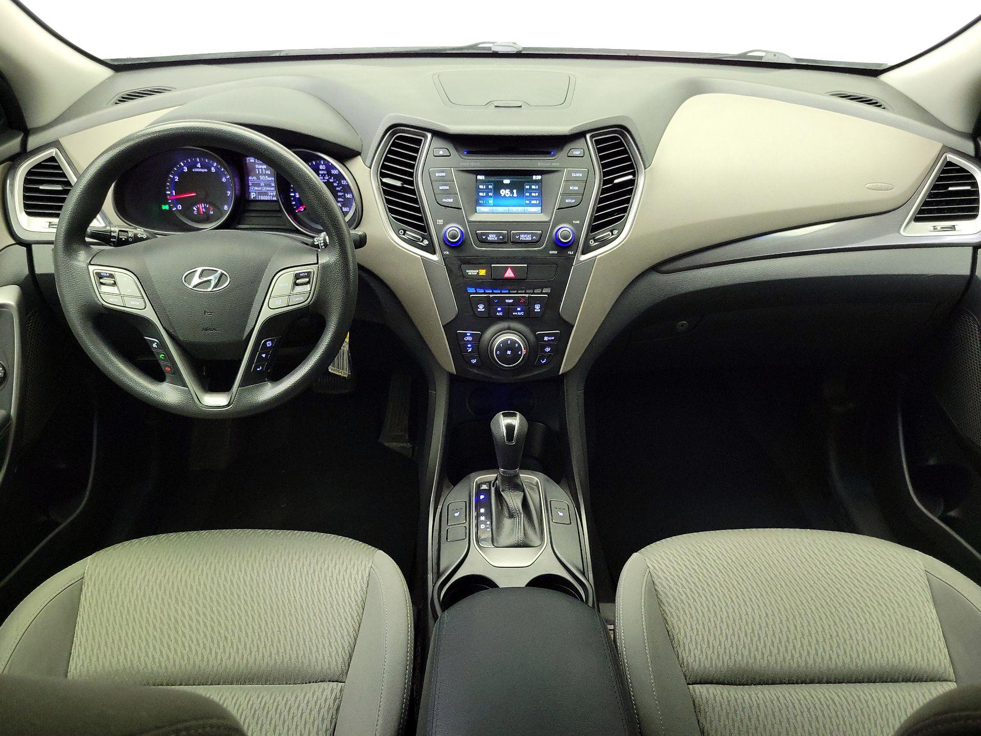 Thumbnail: 2015 Hyundai Santa Fe - 9