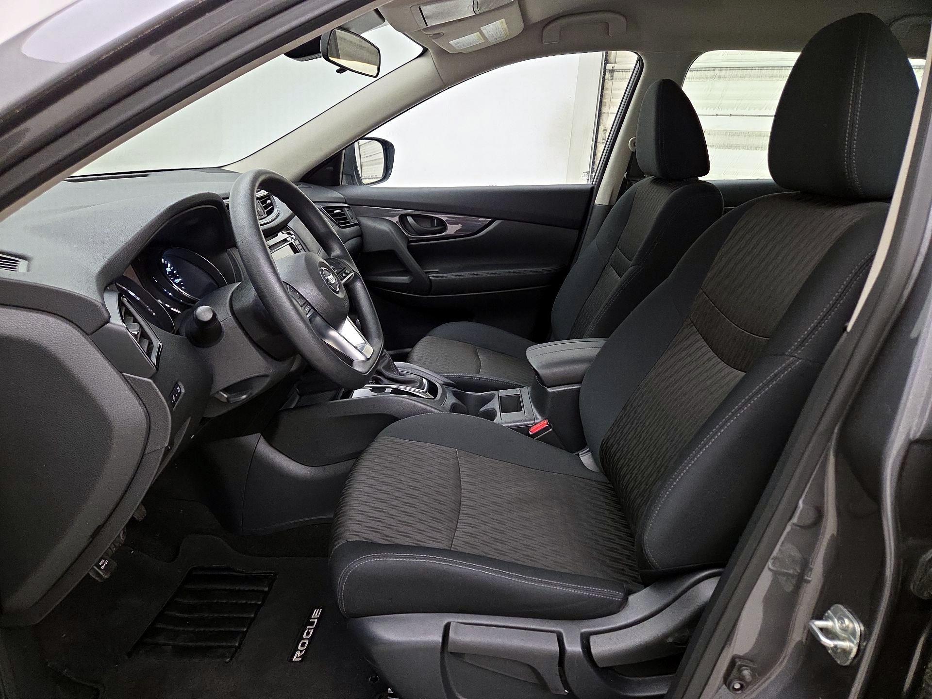 Thumbnail: 2019 Nissan Rogue - 11