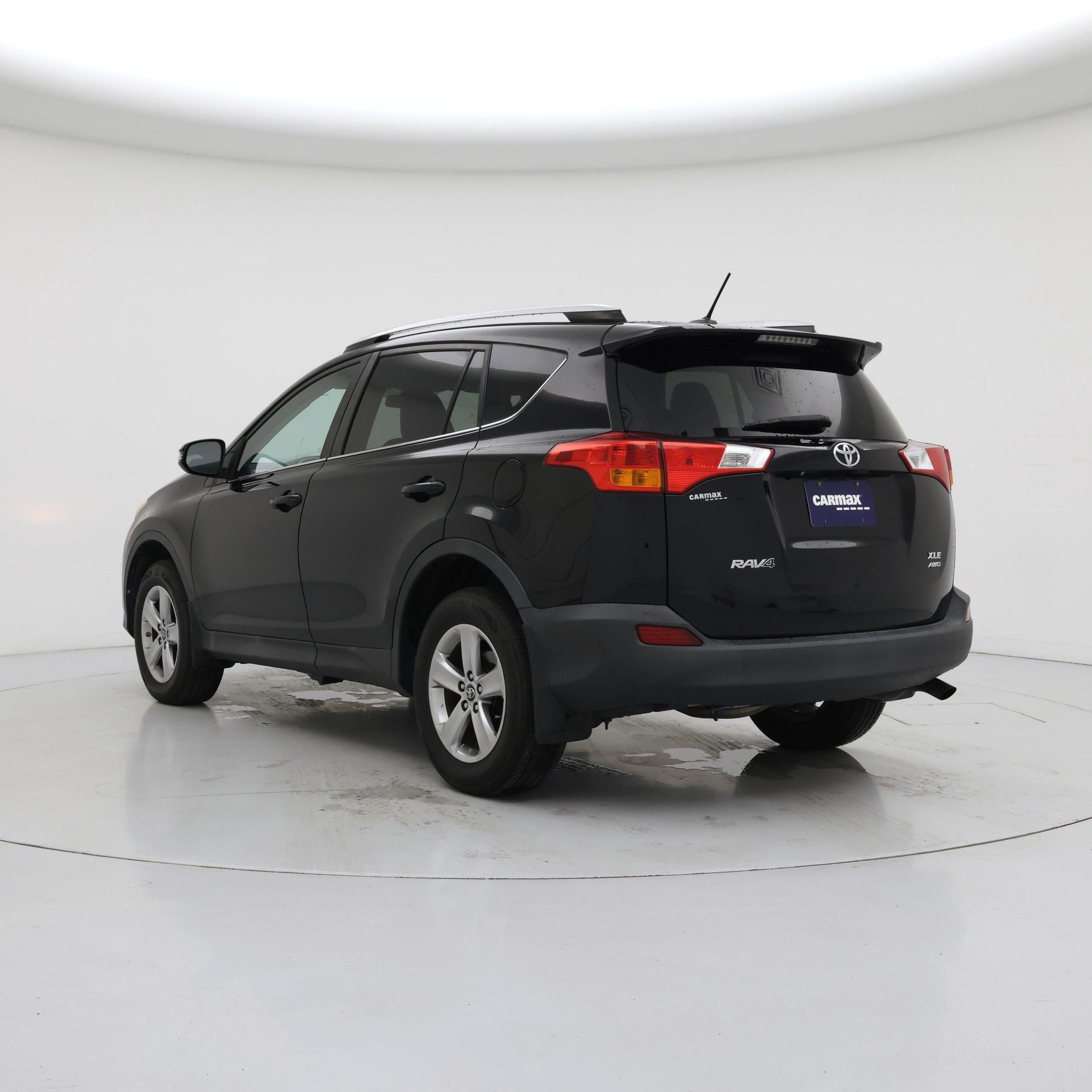 Thumbnail: 2015 Toyota RAV4 - 2