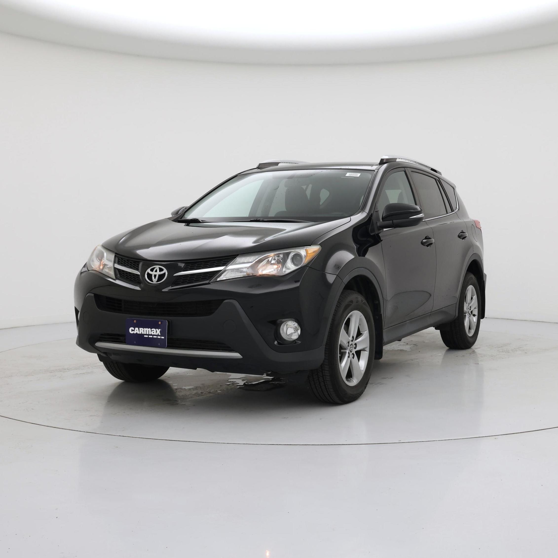 Thumbnail: 2015 Toyota RAV4 - 4