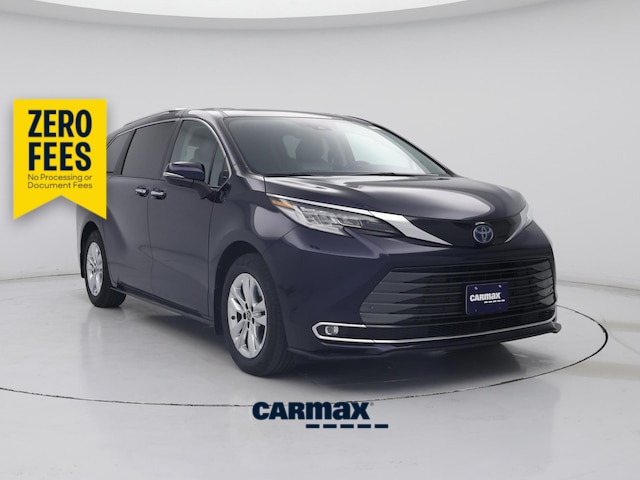 Blue 2022 Toyota Sienna Minivan All-Wheel Drive Automatic