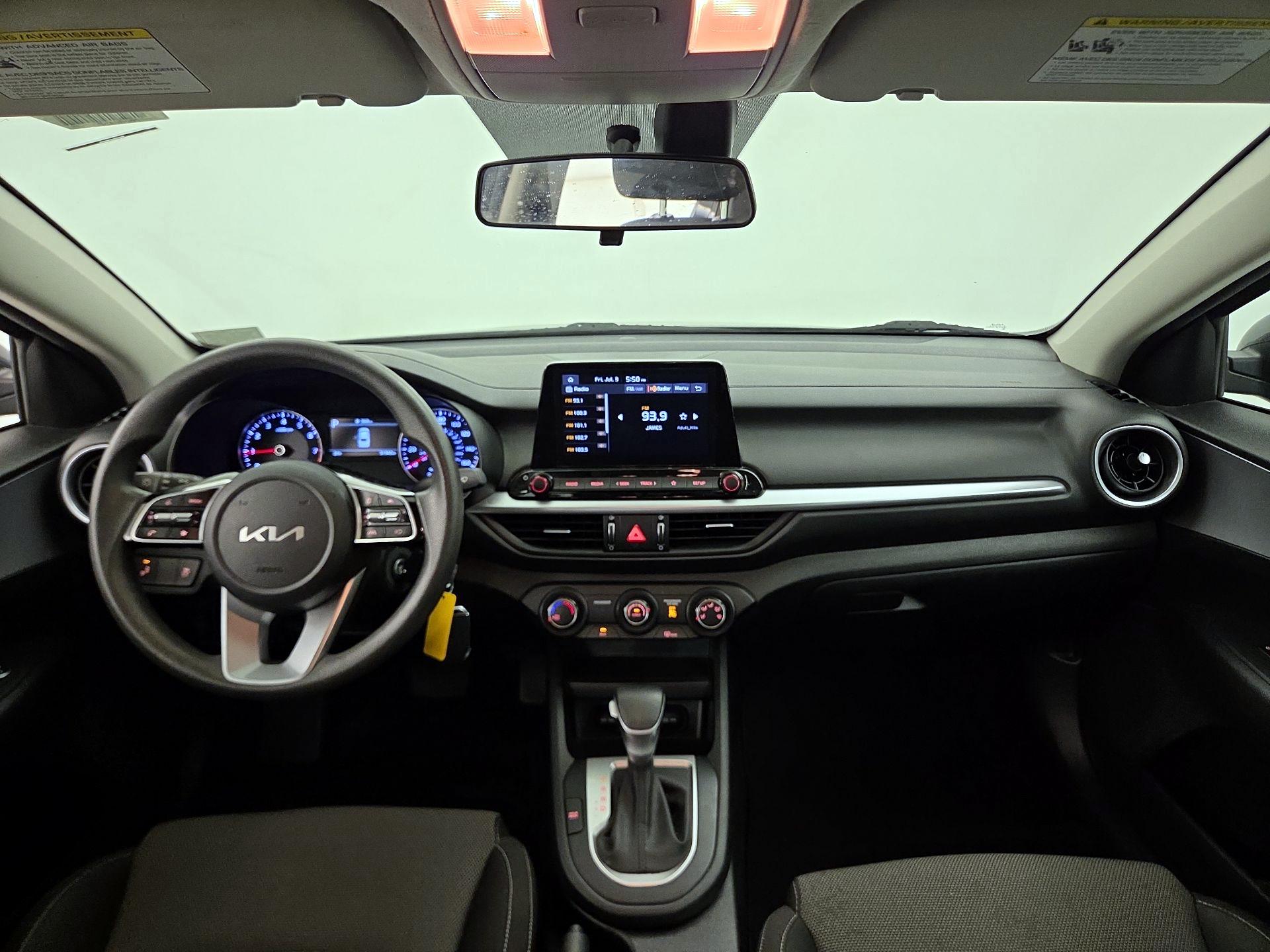 Thumbnail: 2023 Kia Forte - 9