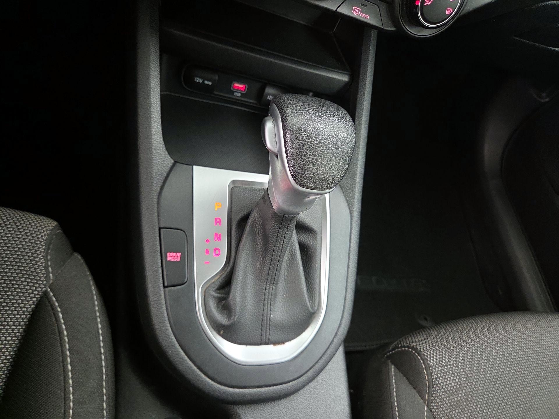 Thumbnail: 2023 Kia Forte - 16