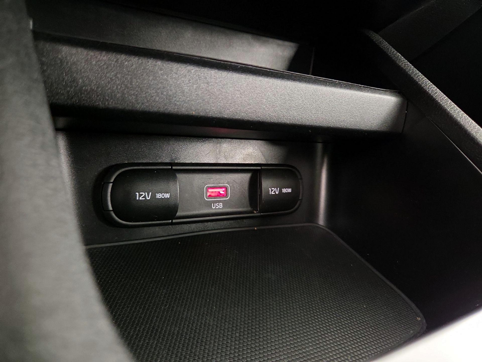 Thumbnail: 2023 Kia Forte - 17