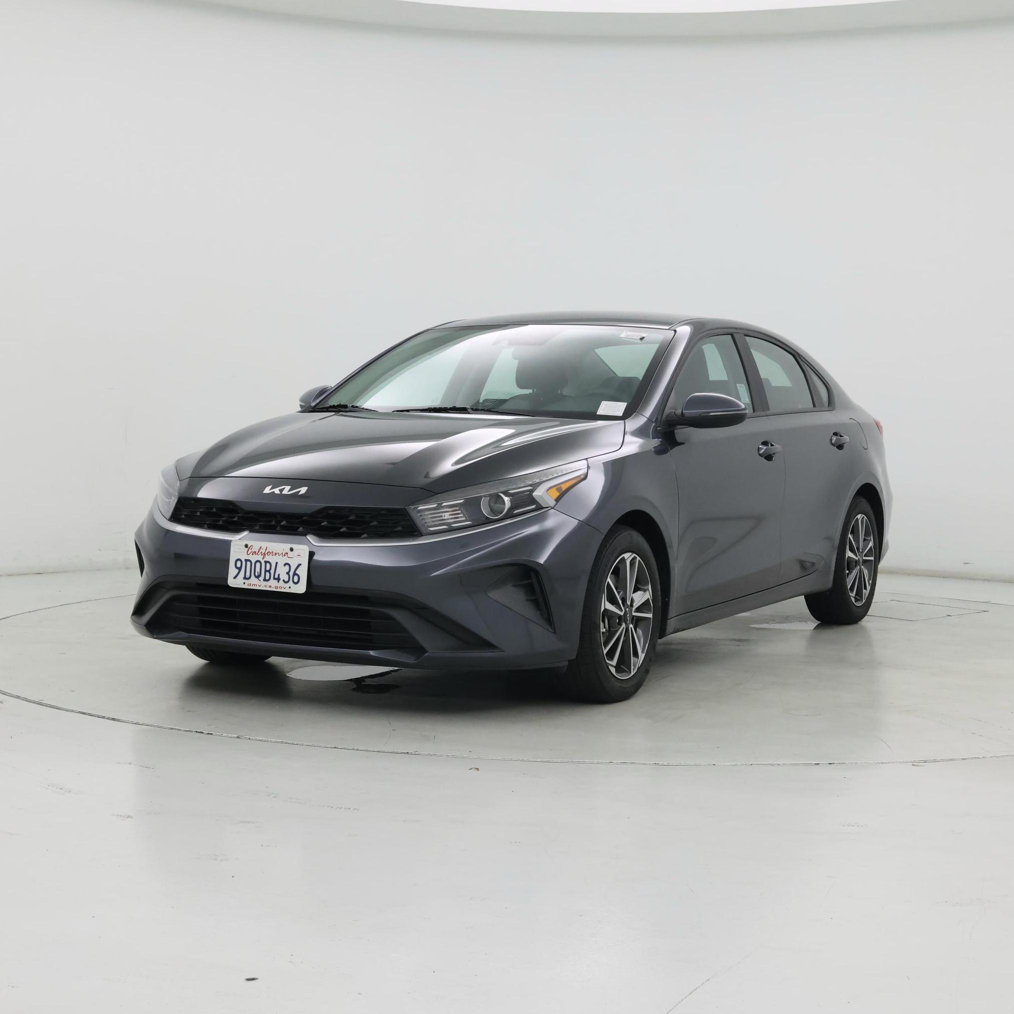 Thumbnail: 2023 Kia Forte - 4