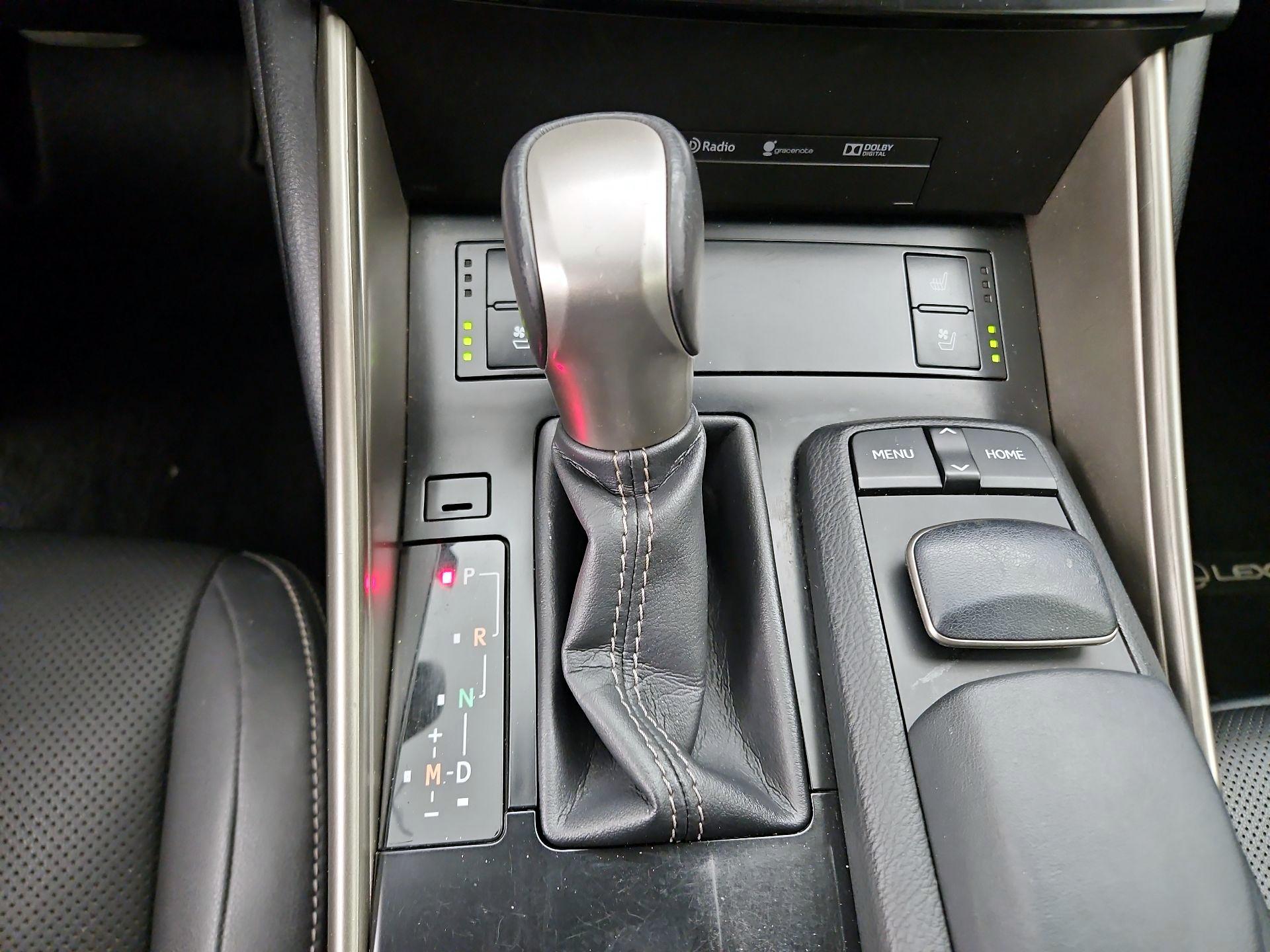 Thumbnail: 2014 Lexus IS - 15