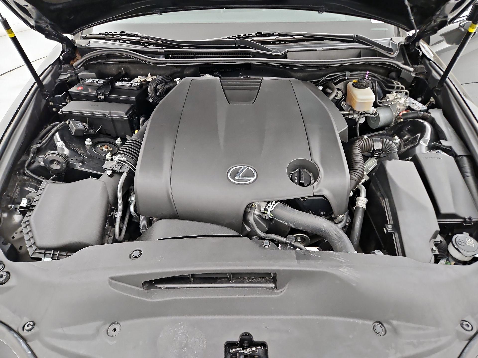 Thumbnail: 2014 Lexus IS - 17