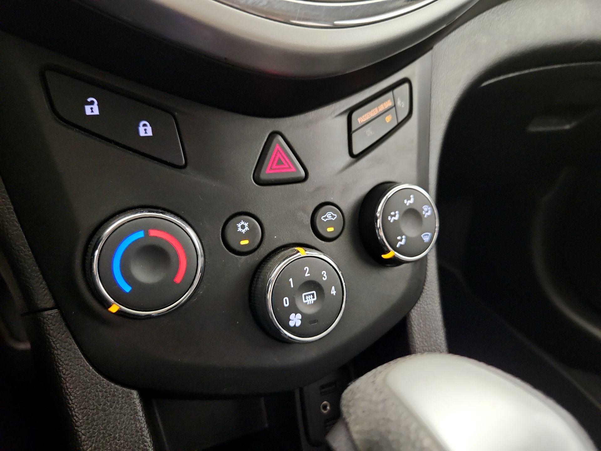 Thumbnail: 2020 Chevrolet Sonic - 16