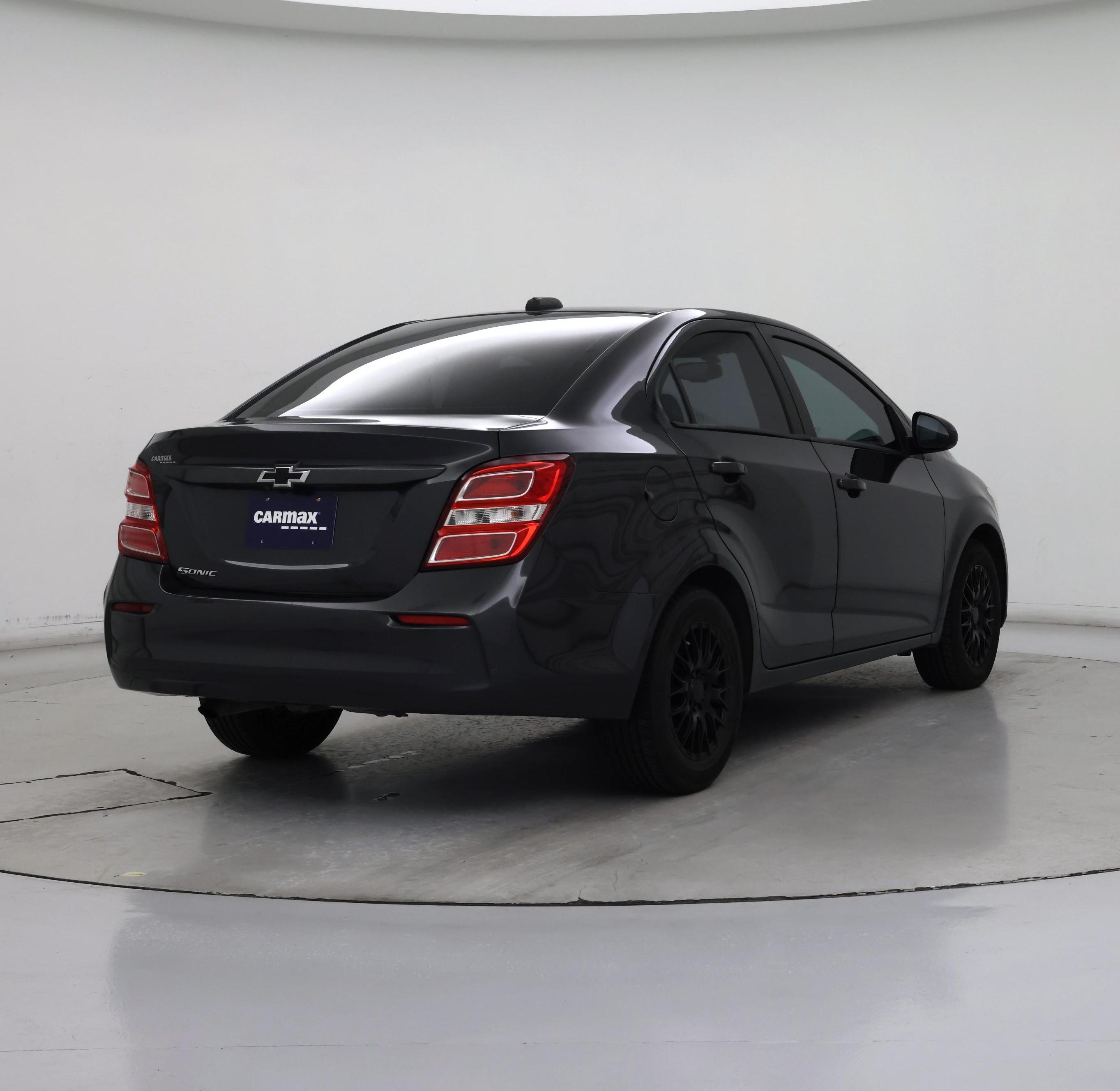 Thumbnail: 2020 Chevrolet Sonic - 8