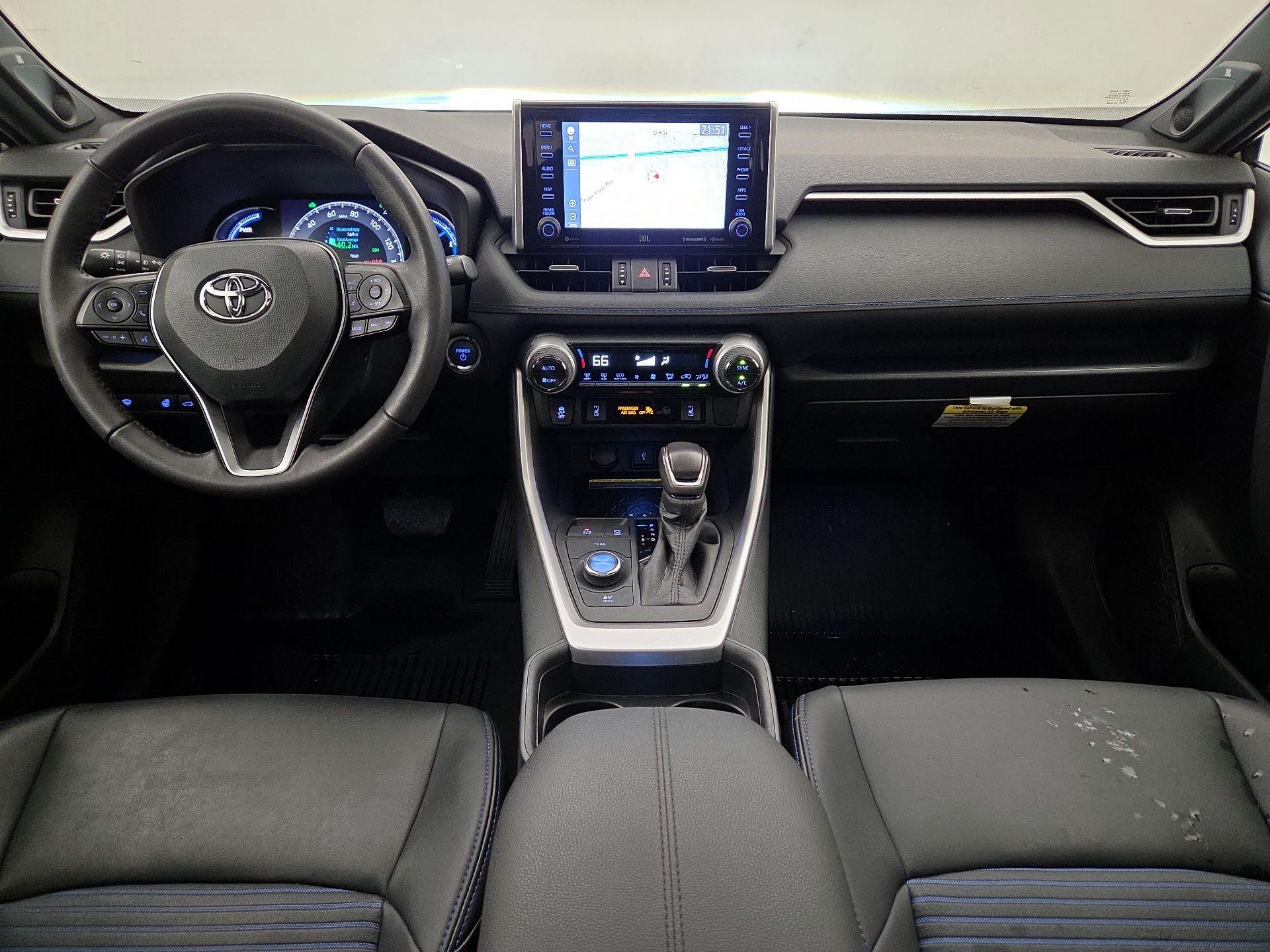Thumbnail: 2021 Toyota RAV4 - 9