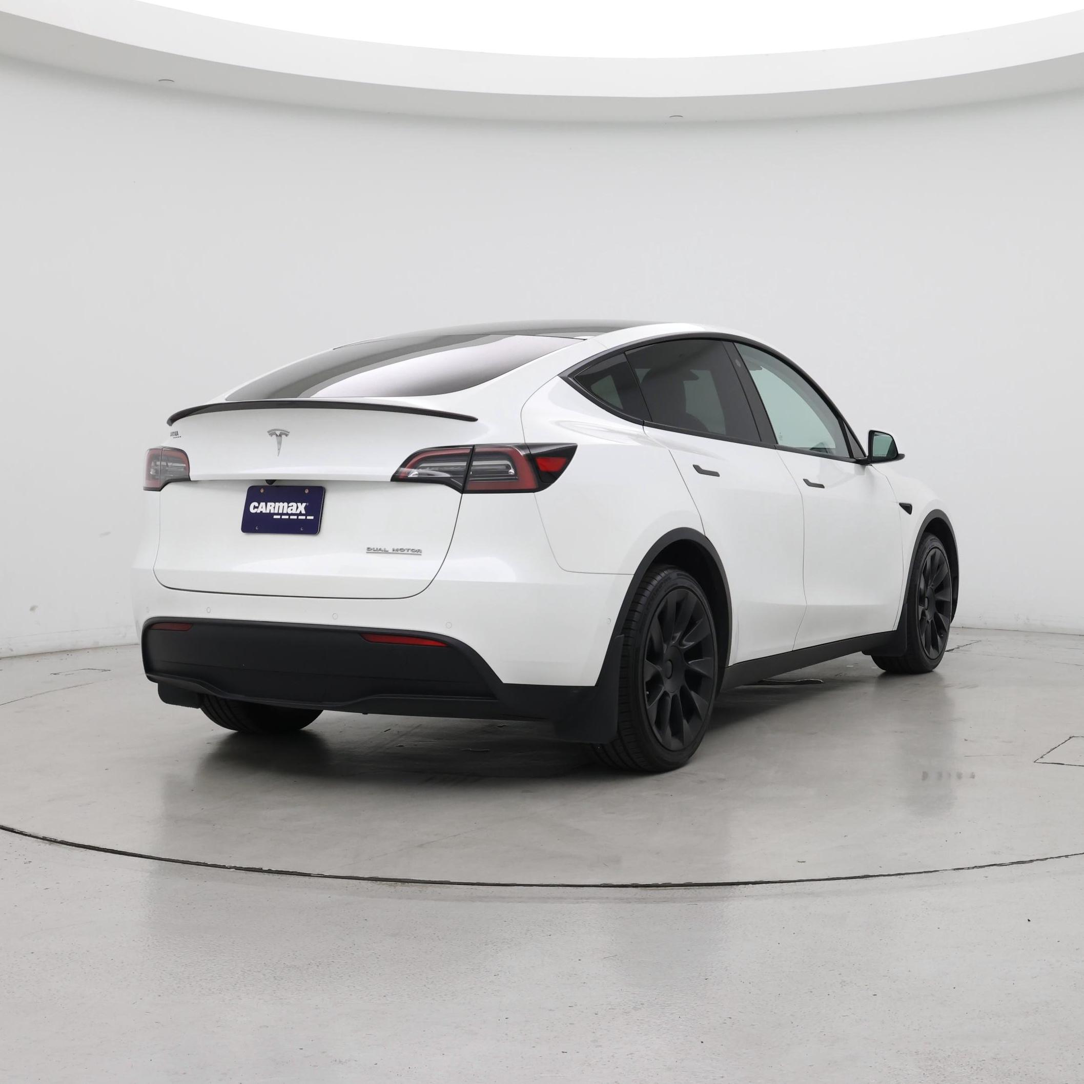 Thumbnail: 2022 Tesla Model Y - 8