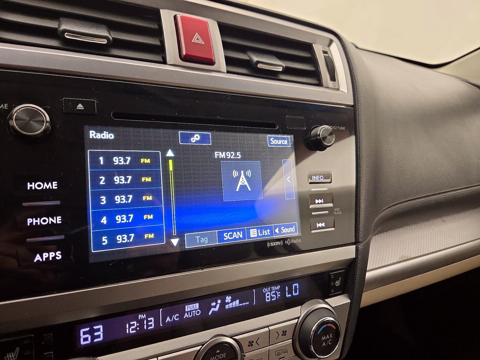 2016 Subaru Outback Premium - Photo 16