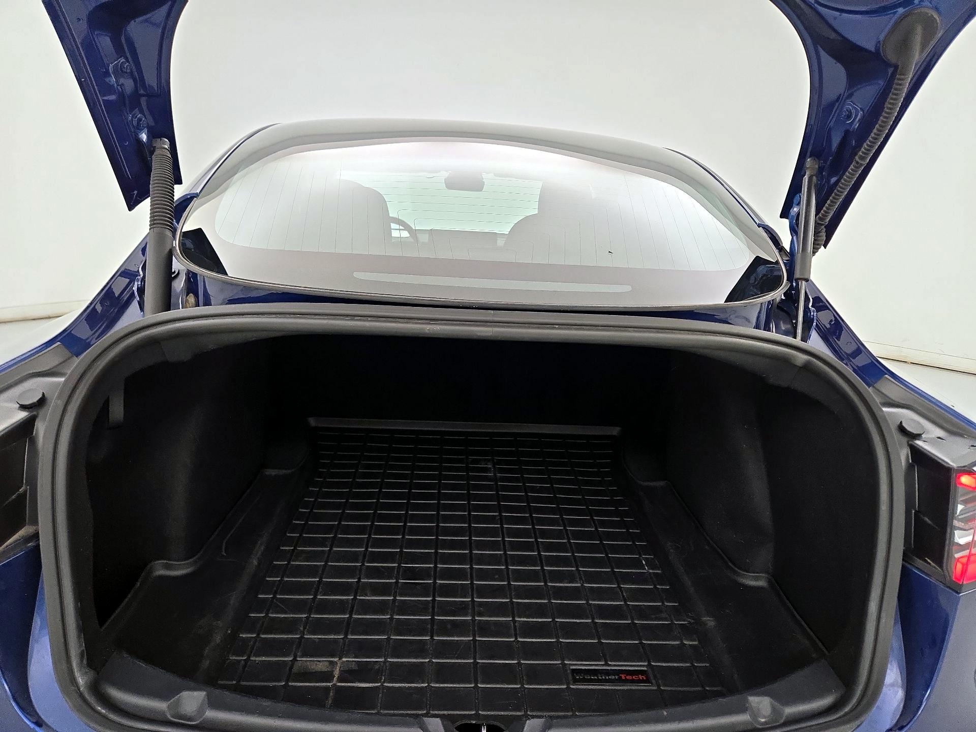 Thumbnail: 2021 Tesla Model 3 - 20