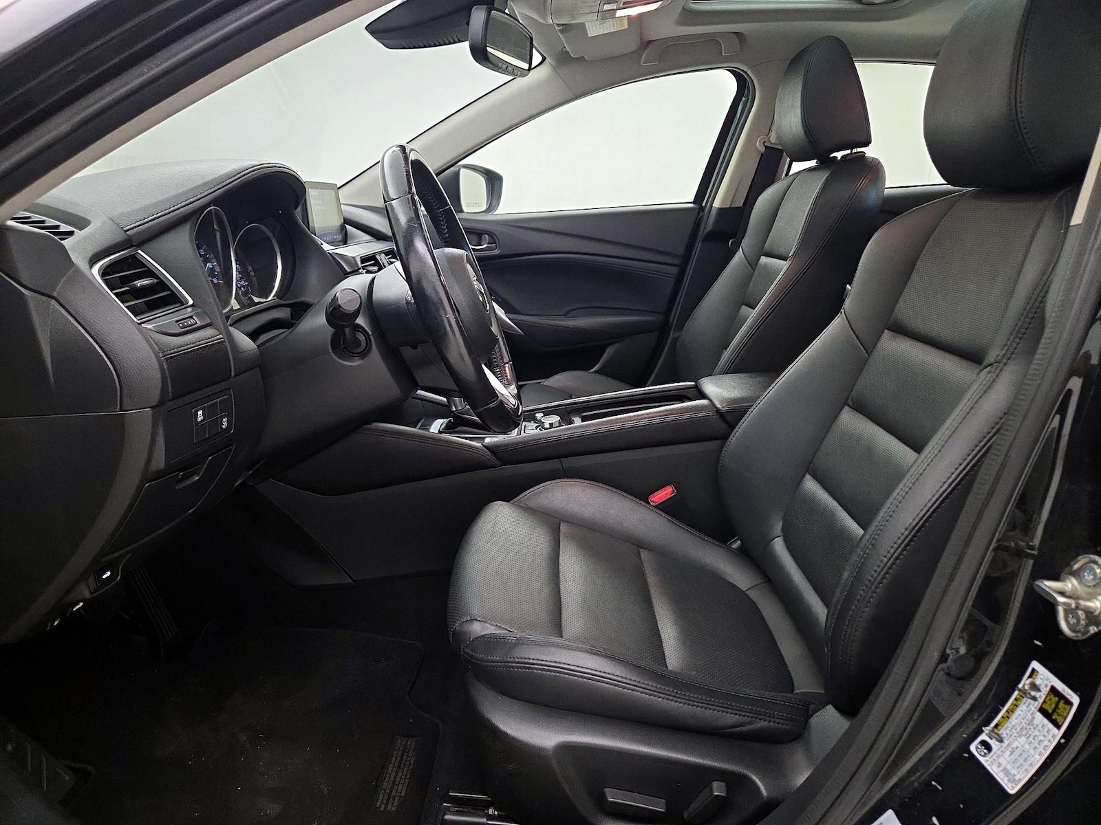 Power Seat(s) & Side Airbags