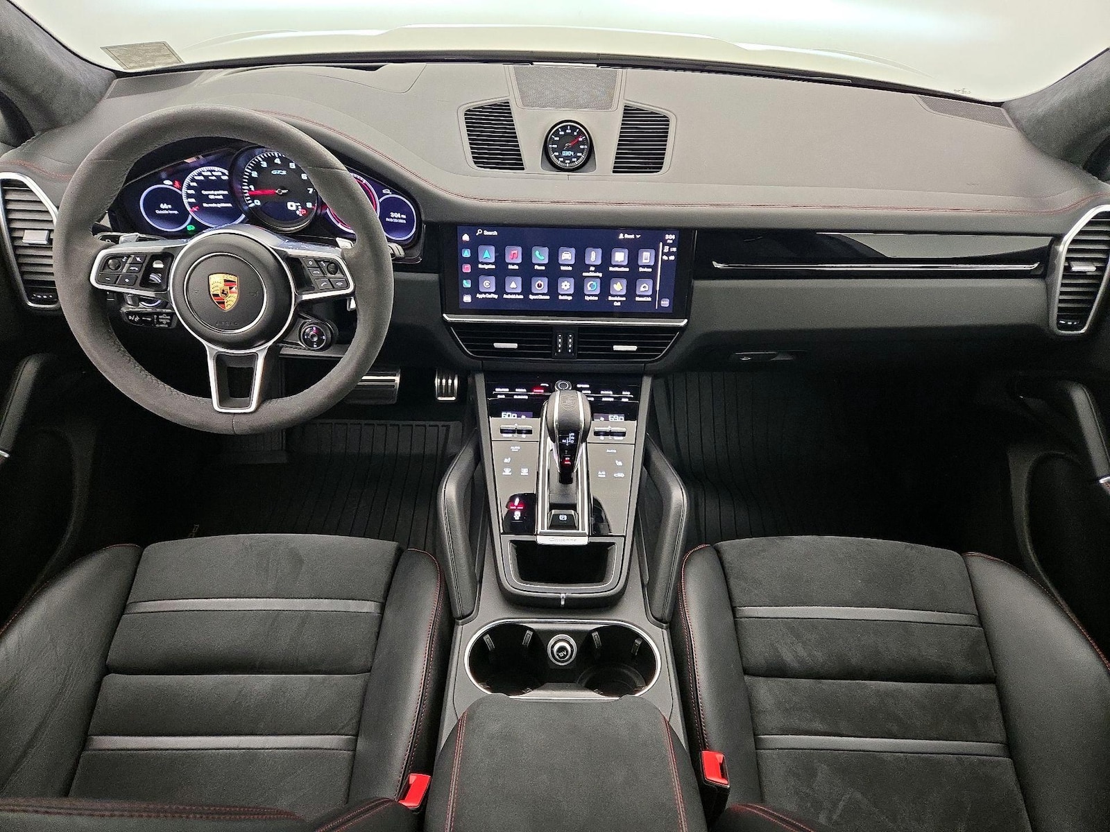 2023 Porsche Cayenne GTS - Photo 10