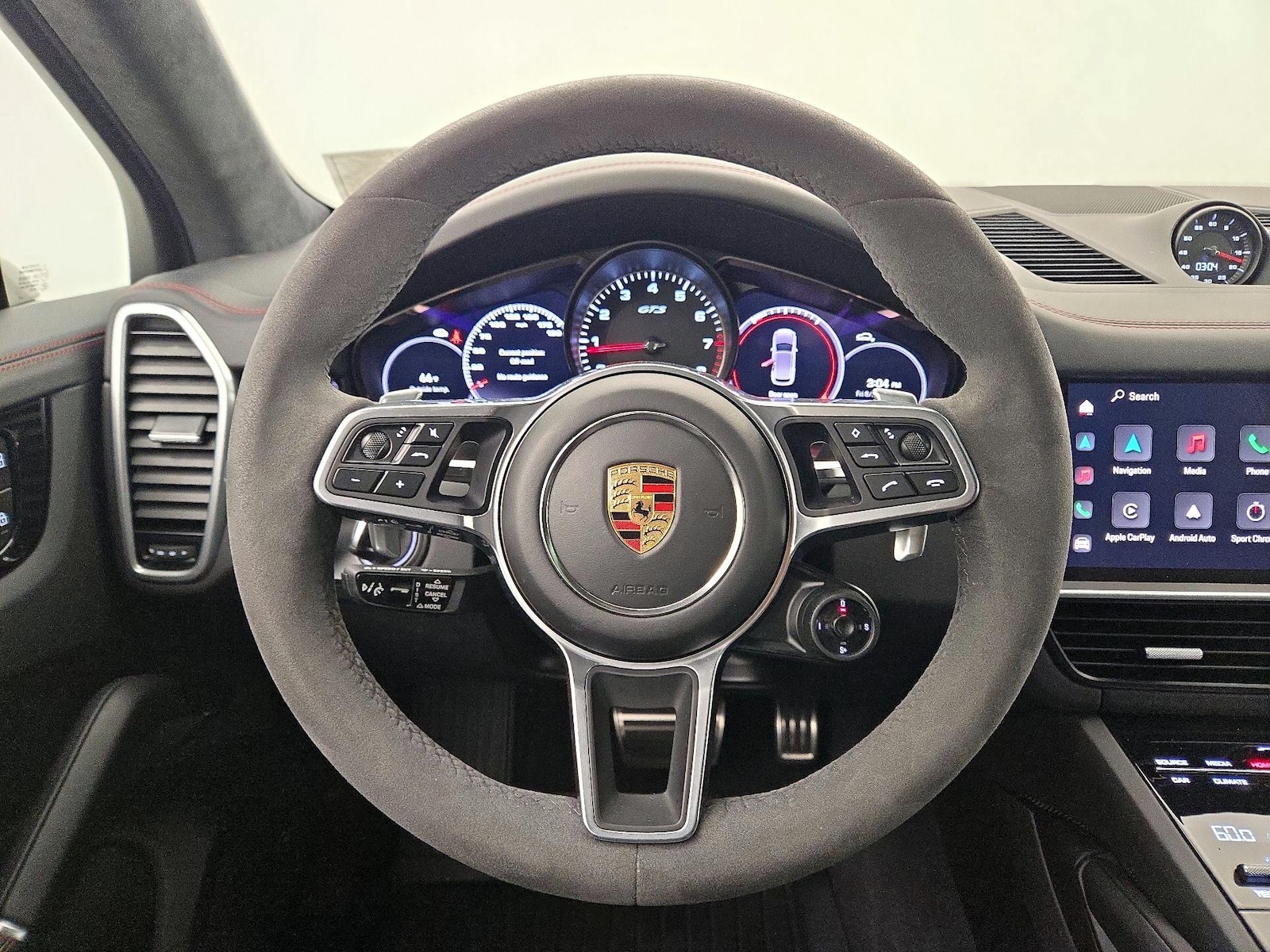 2023 Porsche Cayenne GTS - Photo 11