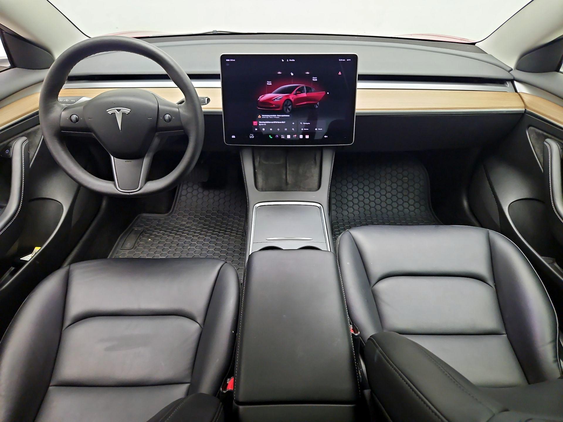 Thumbnail: 2023 Tesla Model 3 - 9