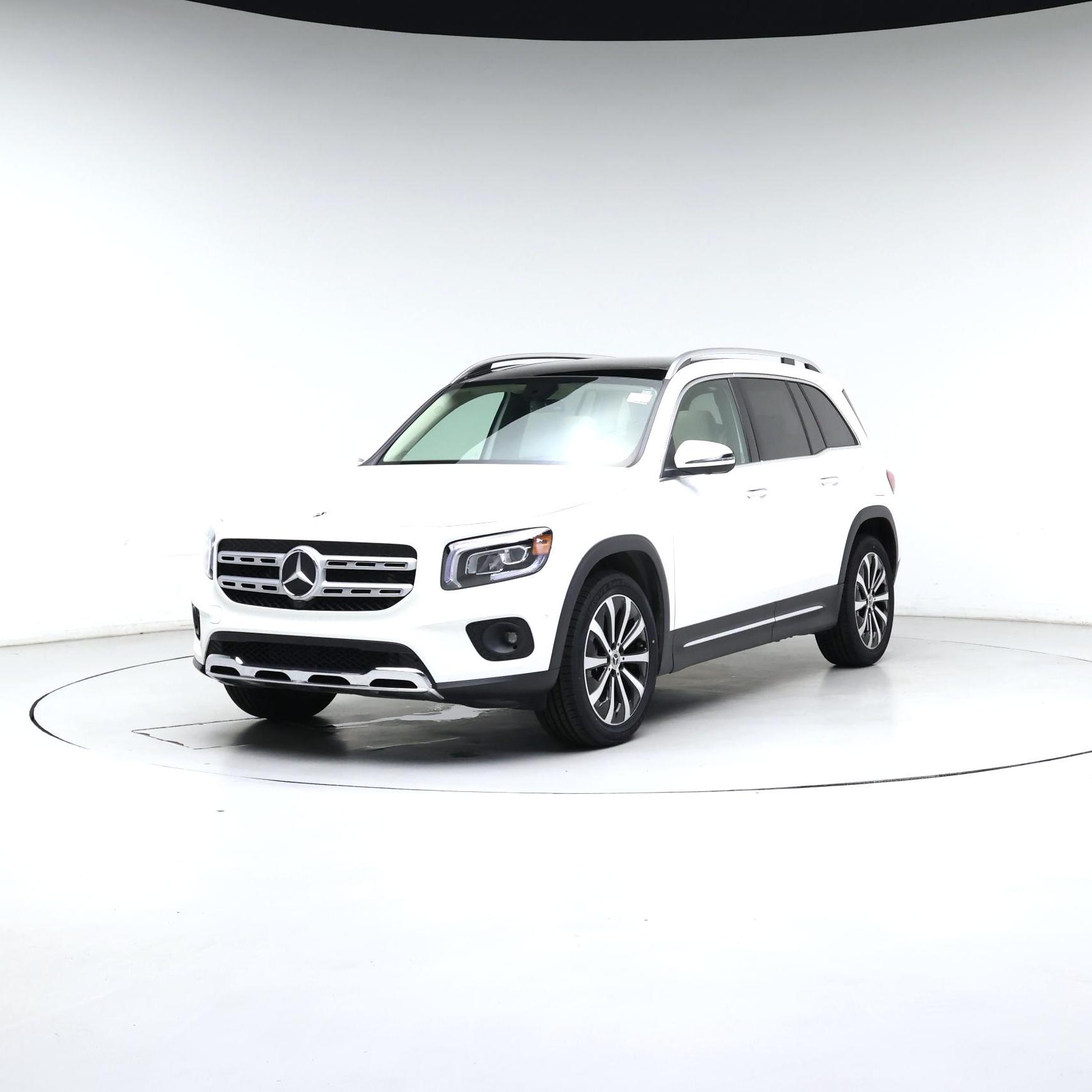 Thumbnail: 2023 Mercedes-Benz GLB - 4