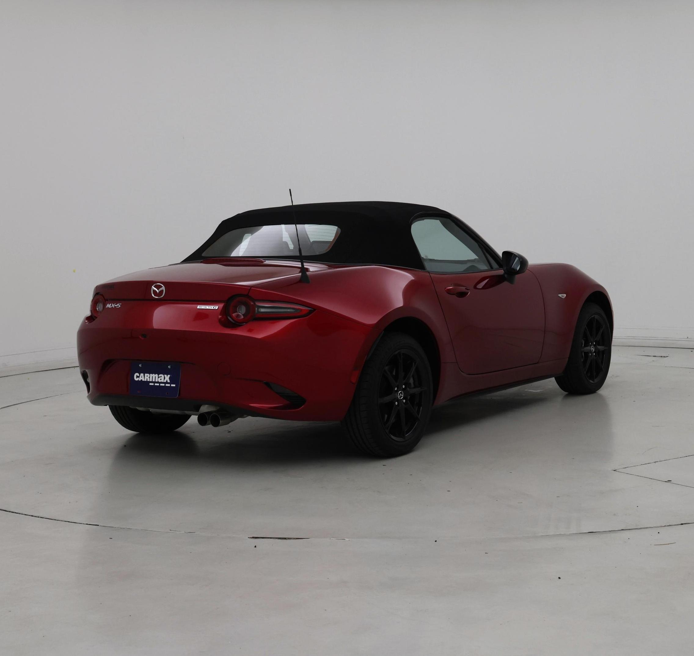 Thumbnail: 2025 Mazda MX-5 Miata - 8