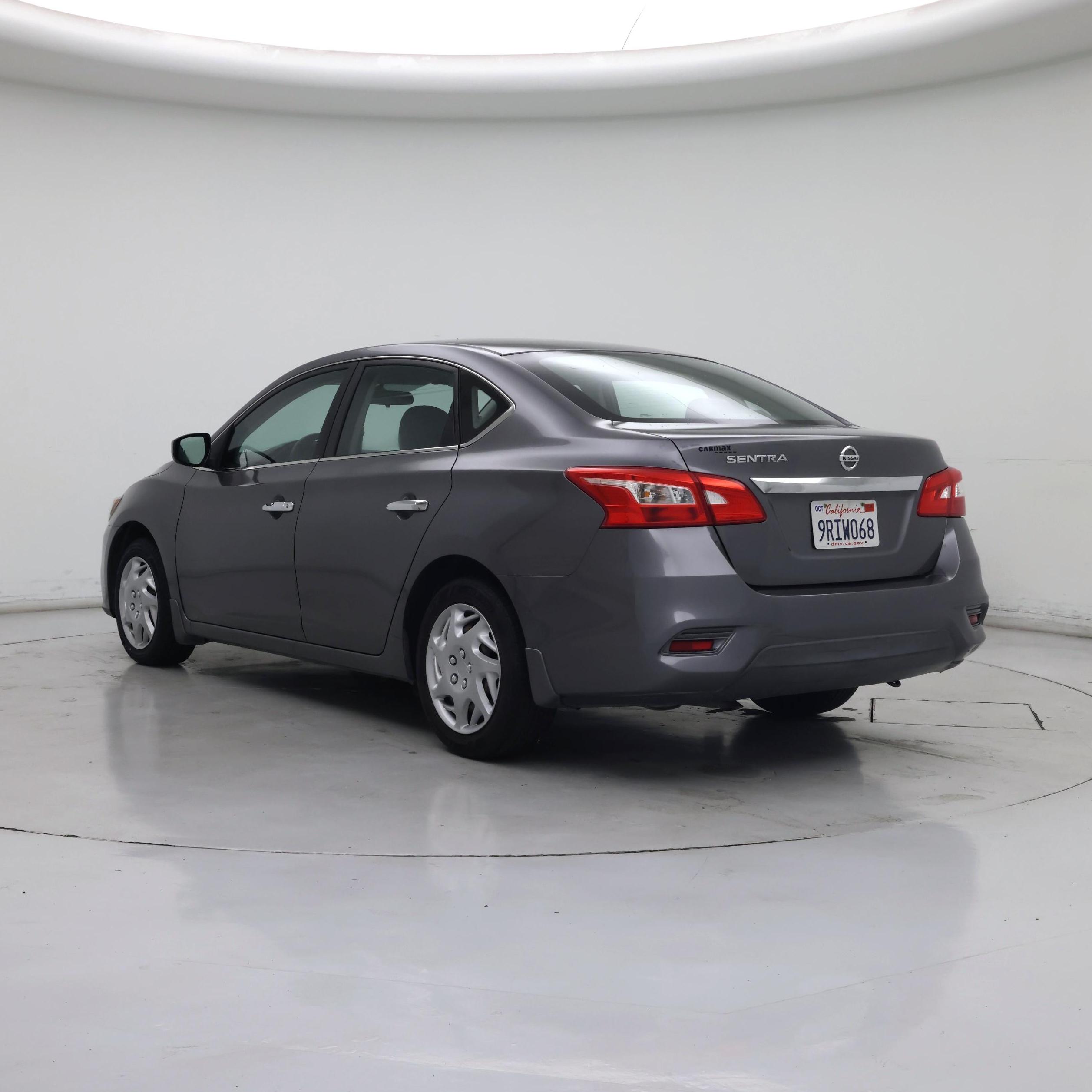 Thumbnail: 2016 Nissan Sentra - 2