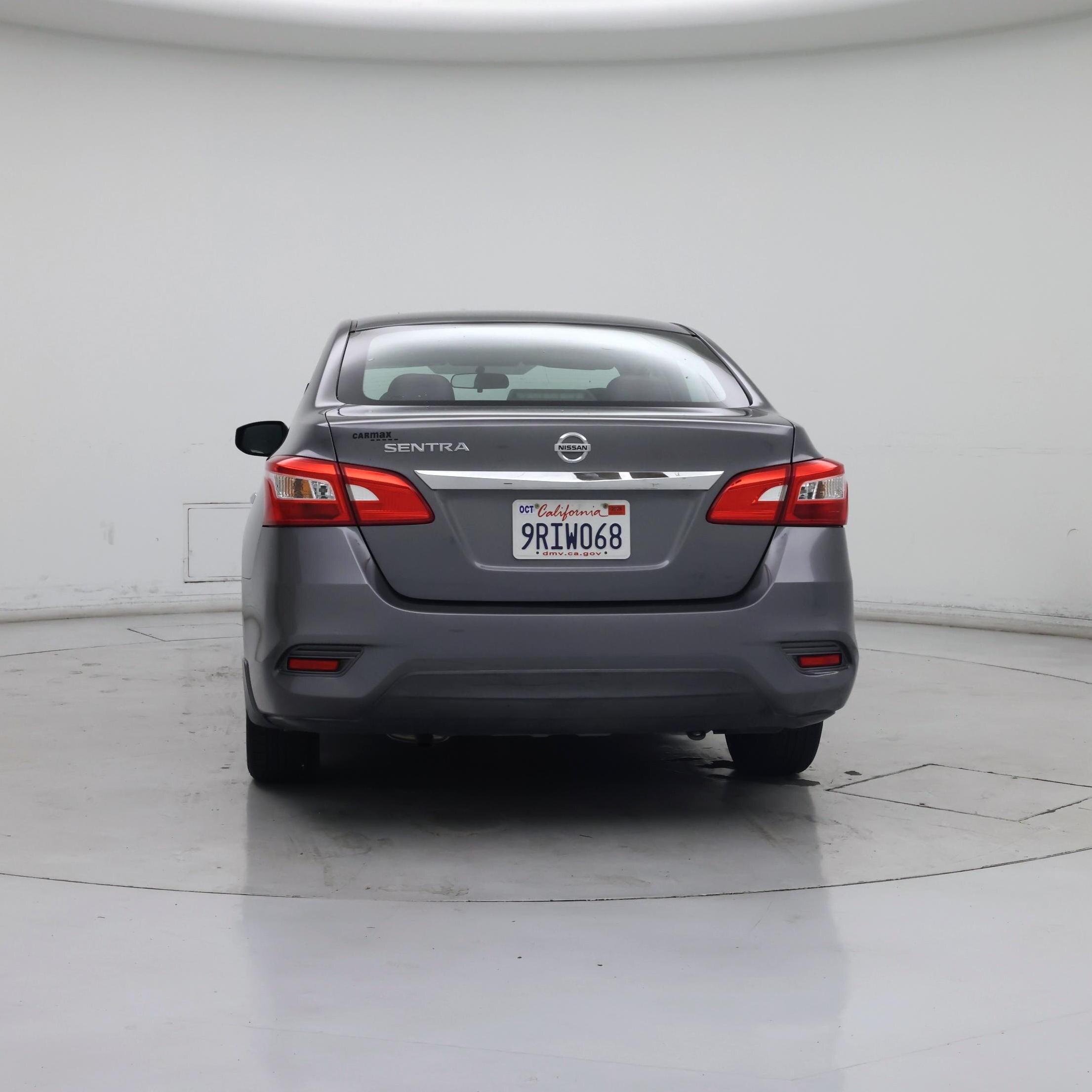 Thumbnail: 2016 Nissan Sentra - 6
