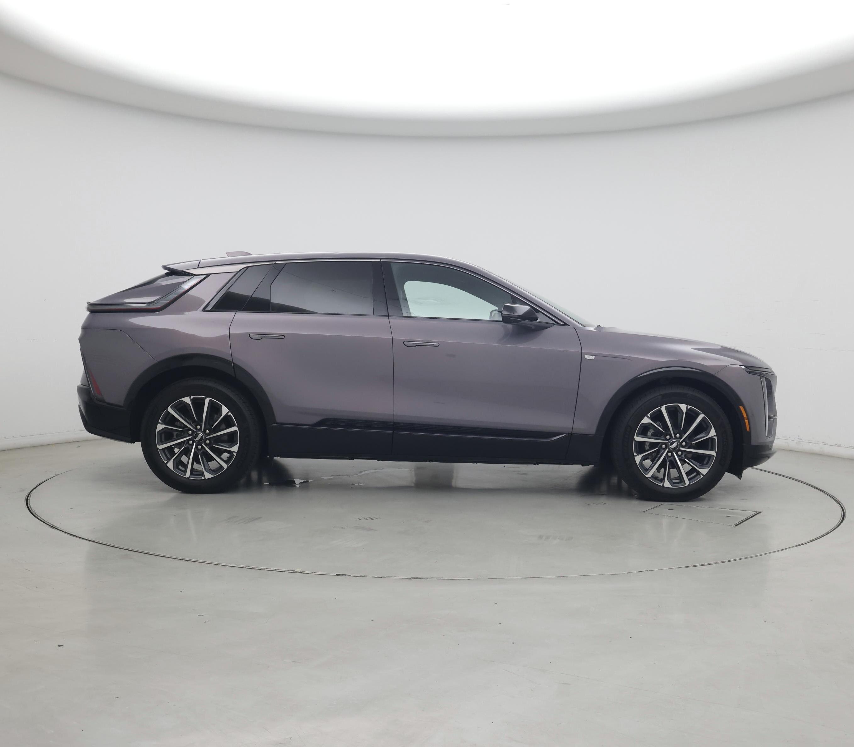 Thumbnail: 2024 Cadillac Lyriq - 7