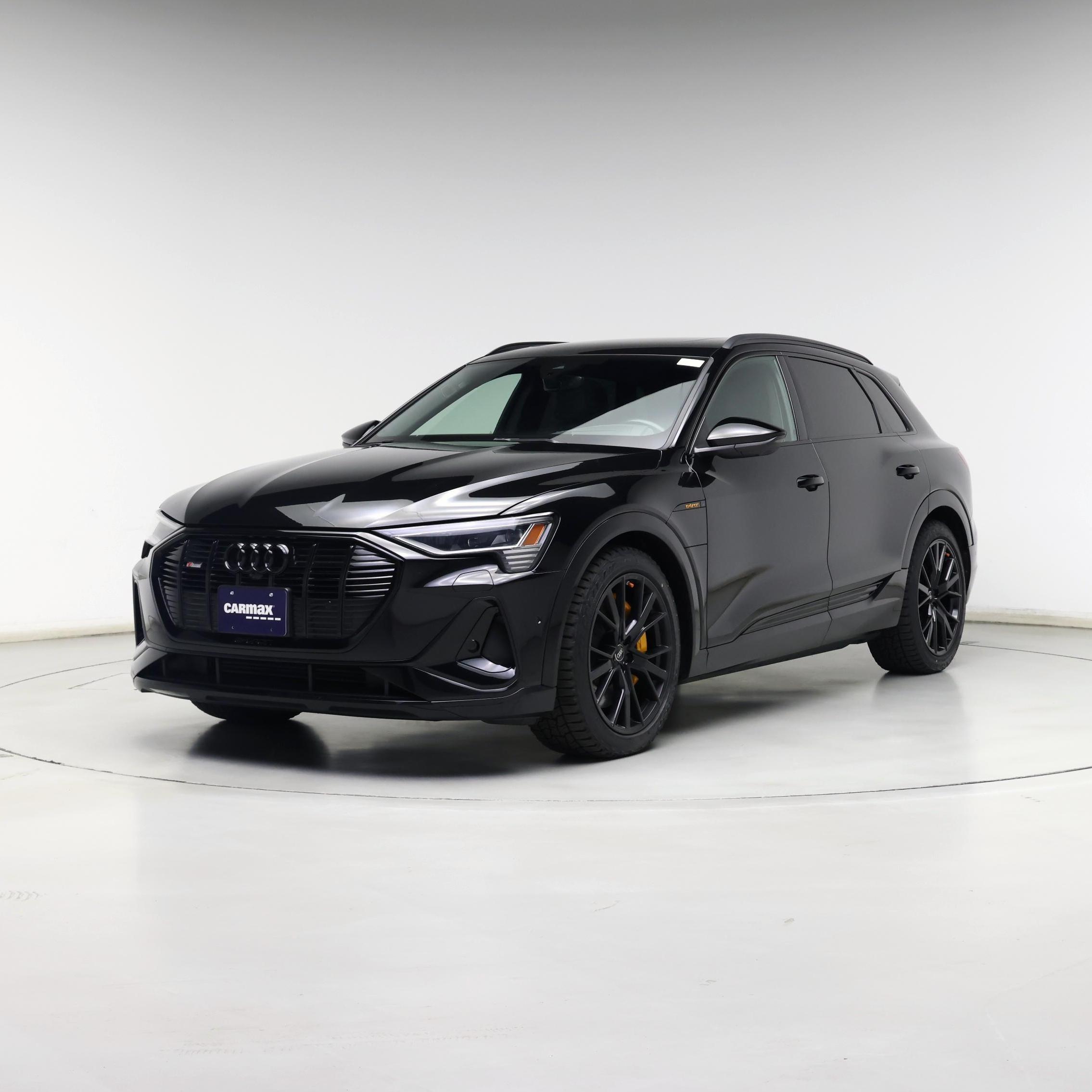 Thumbnail: 2022 Audi e-tron - 4