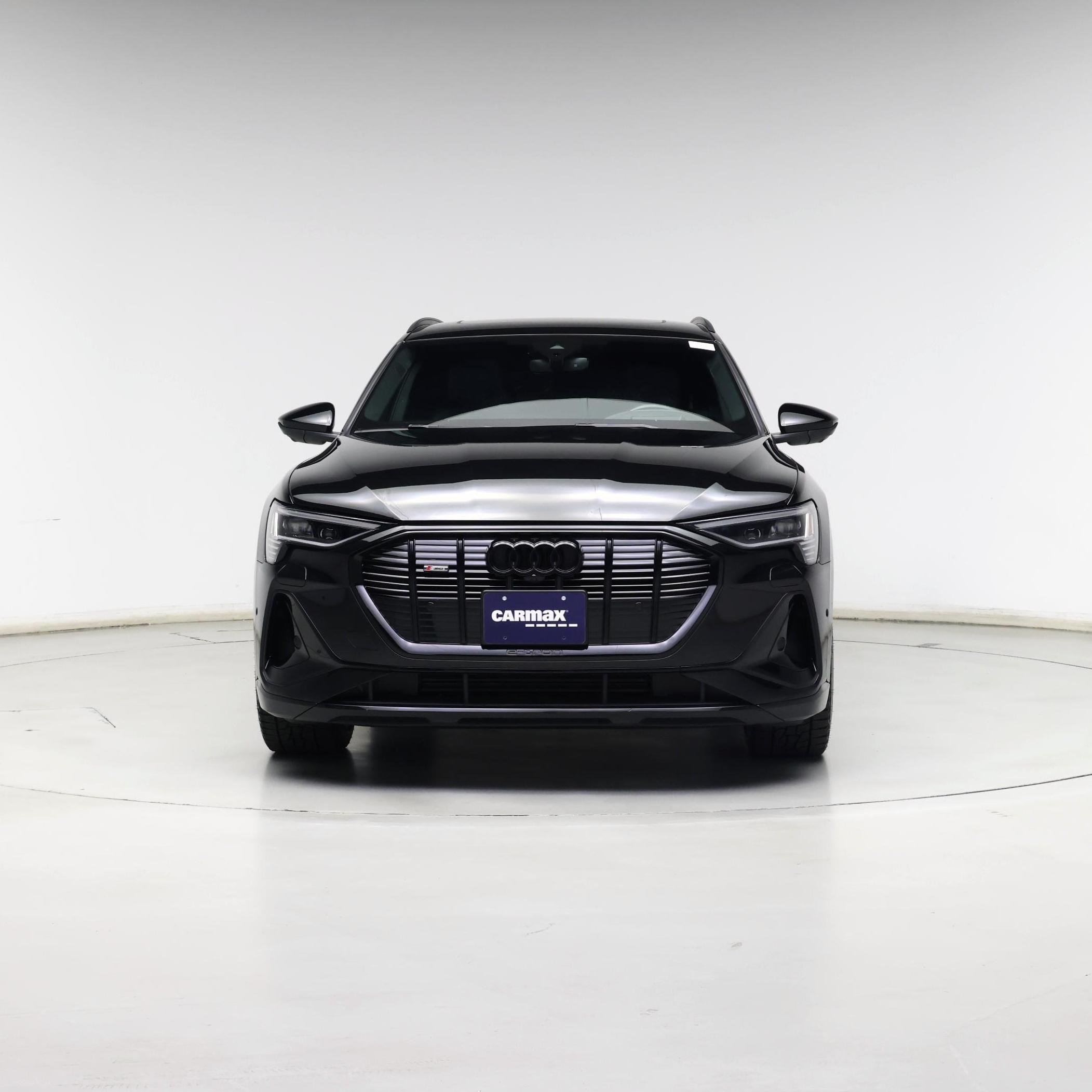 Thumbnail: 2022 Audi e-tron - 5