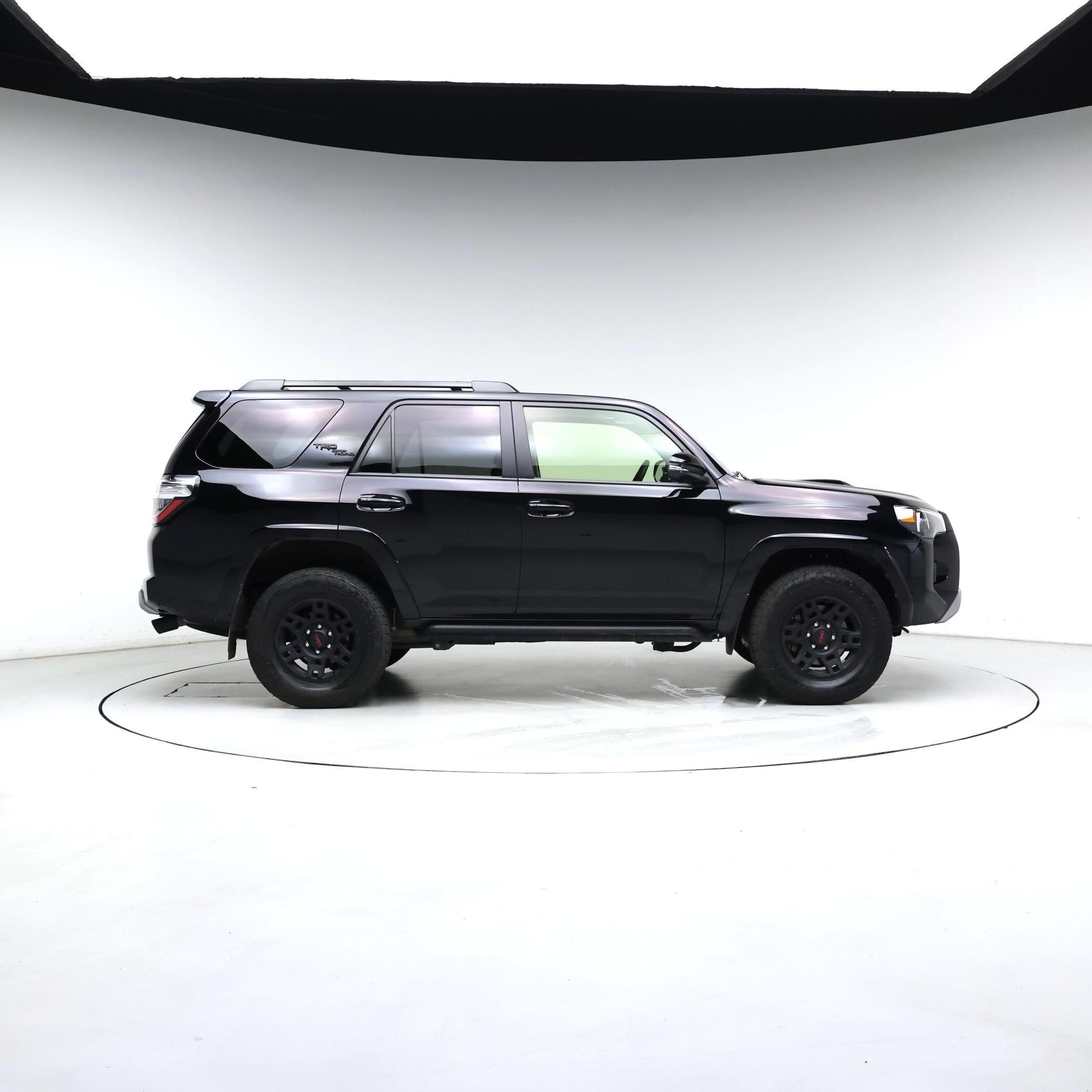 Thumbnail: 2023 Toyota 4Runner - 7