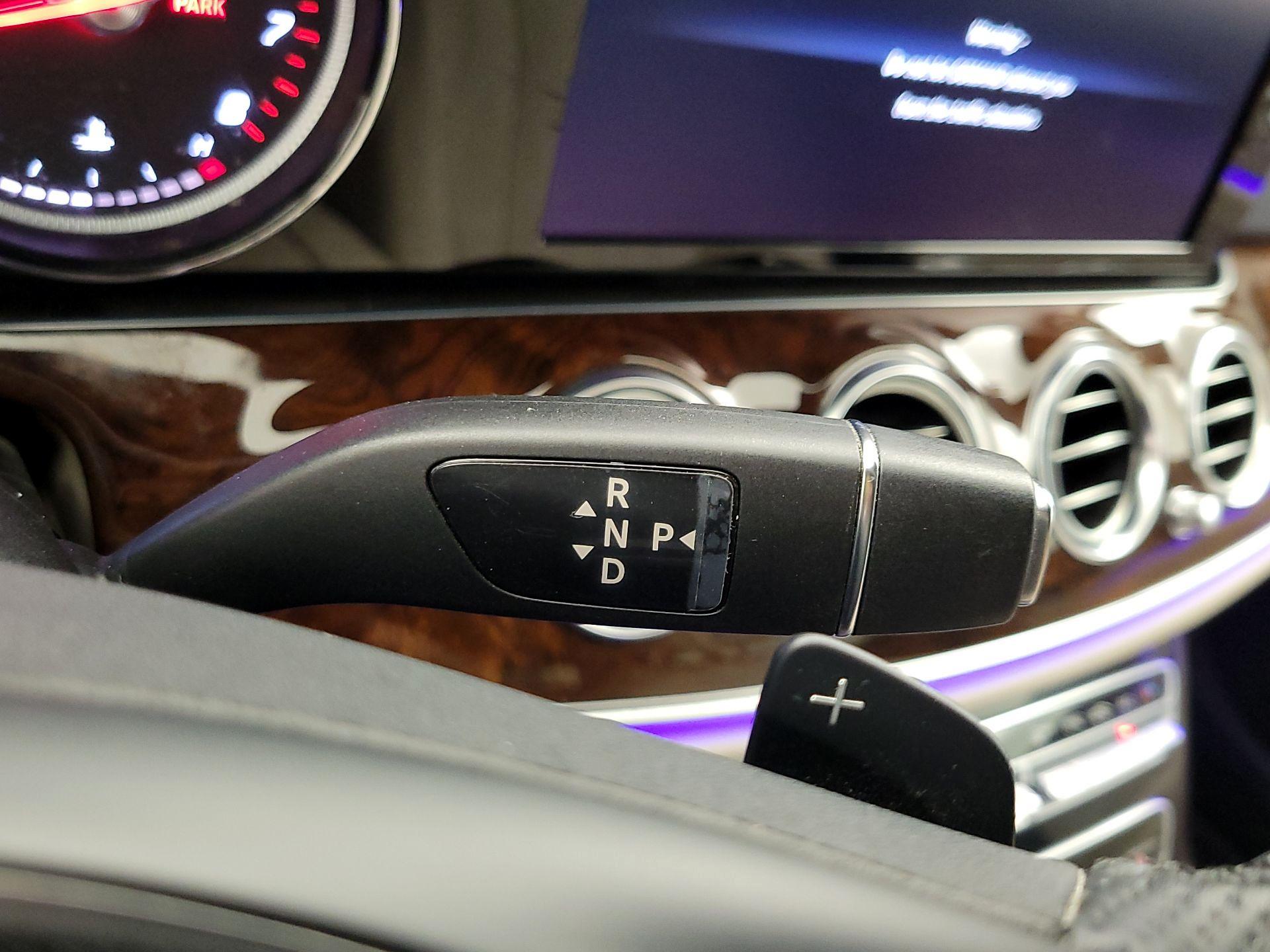 Thumbnail: 2017 Mercedes-Benz E-Class - 18