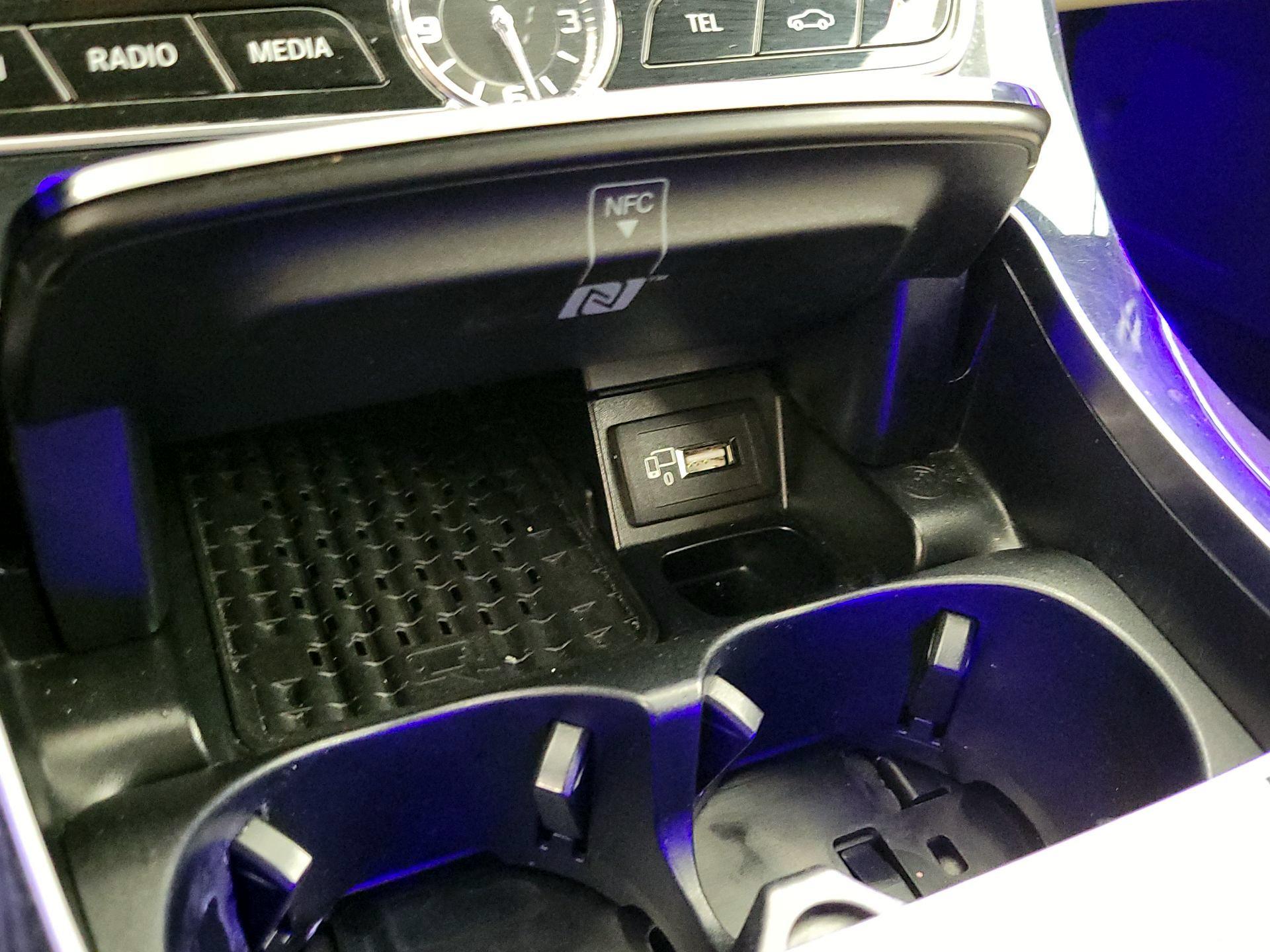 Thumbnail: 2017 Mercedes-Benz E-Class - 19