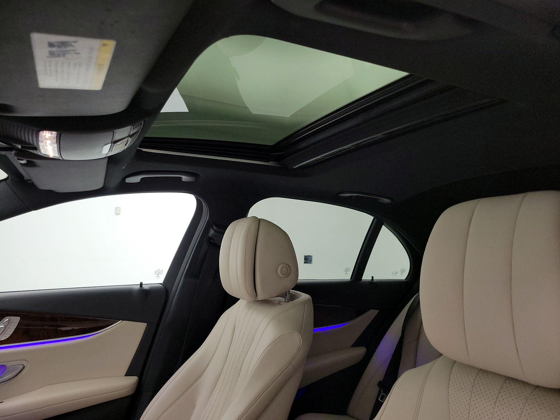 Thumbnail: 2017 Mercedes-Benz E-Class - 20