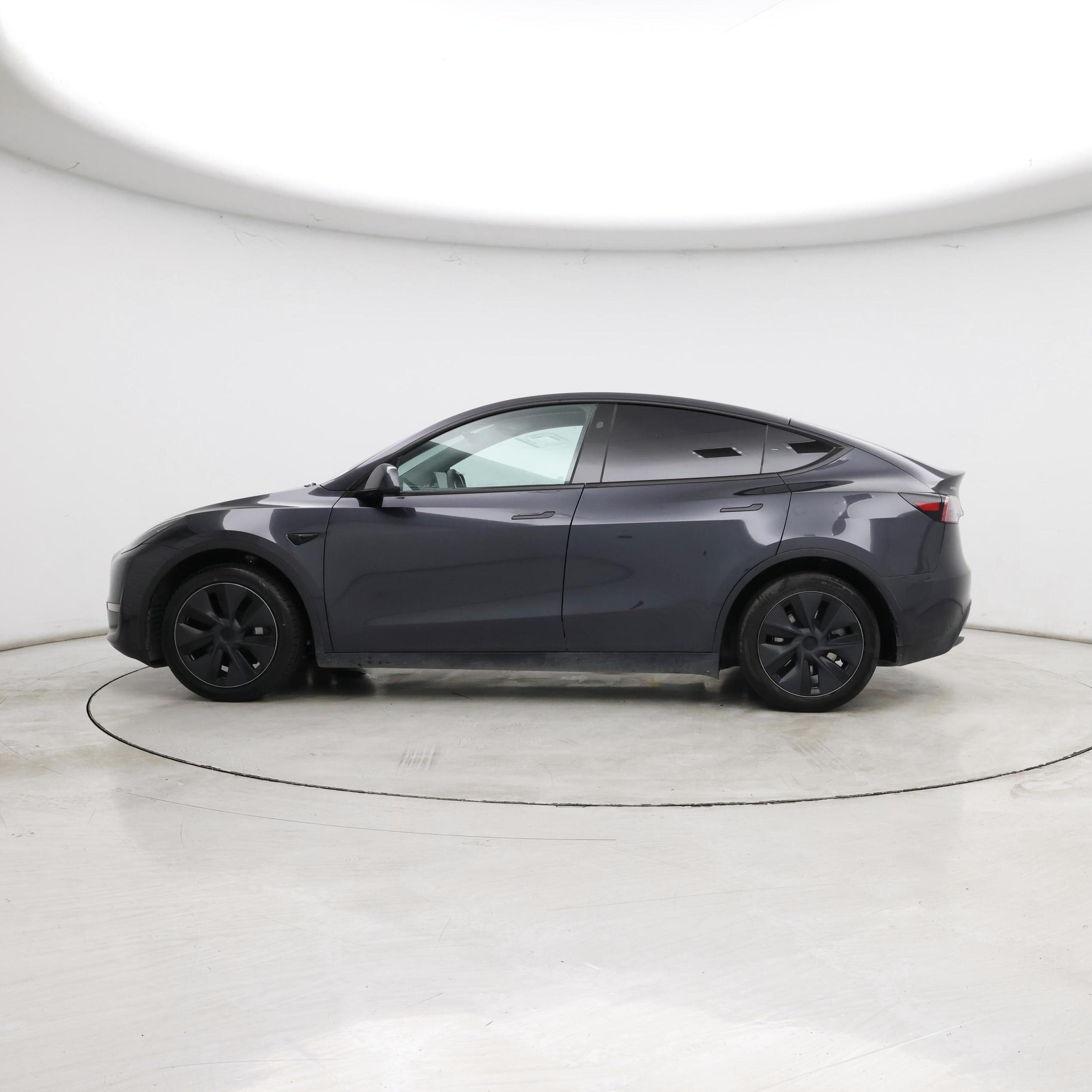 Thumbnail: 2024 Tesla Model Y - 3