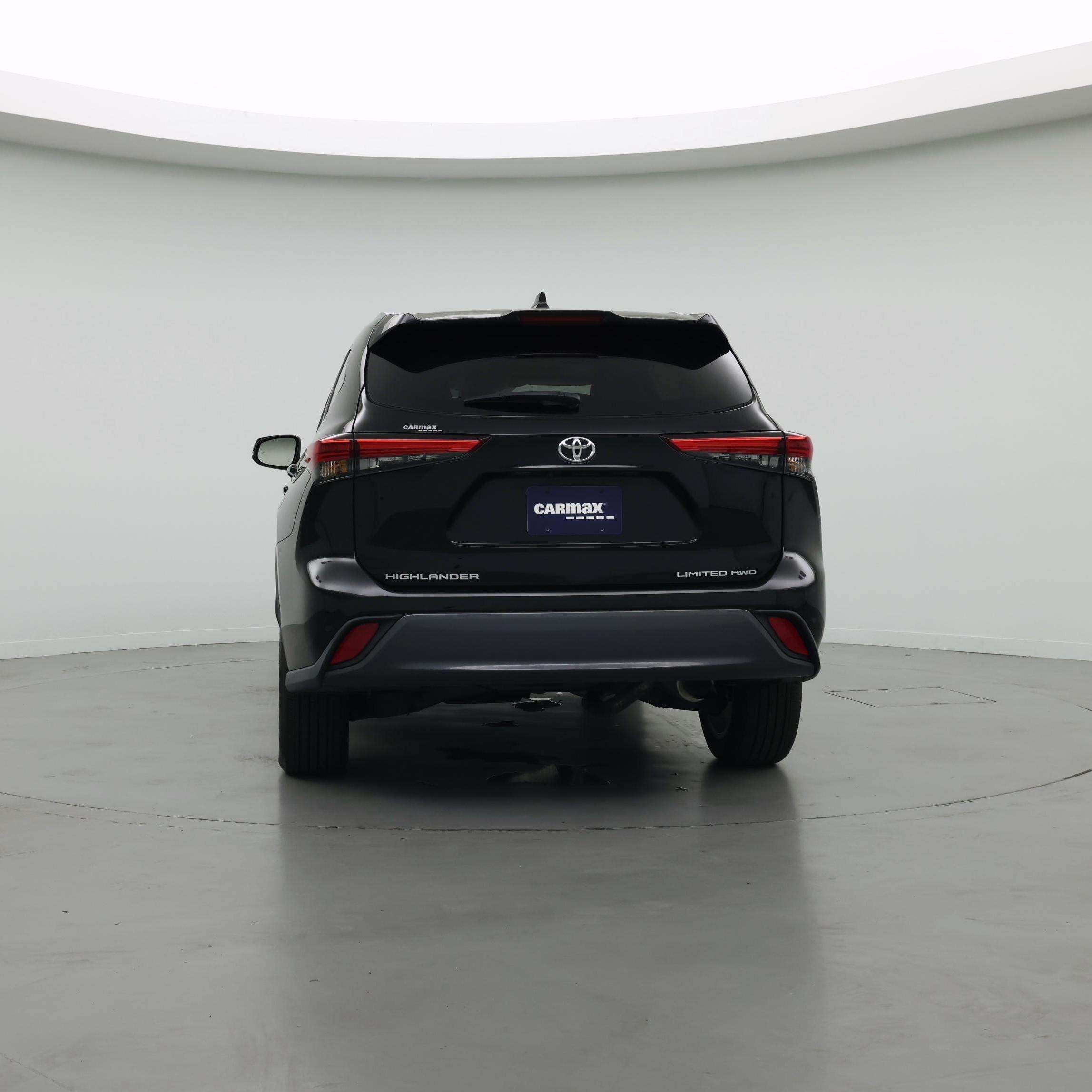 Thumbnail: 2023 Toyota Highlander - 6