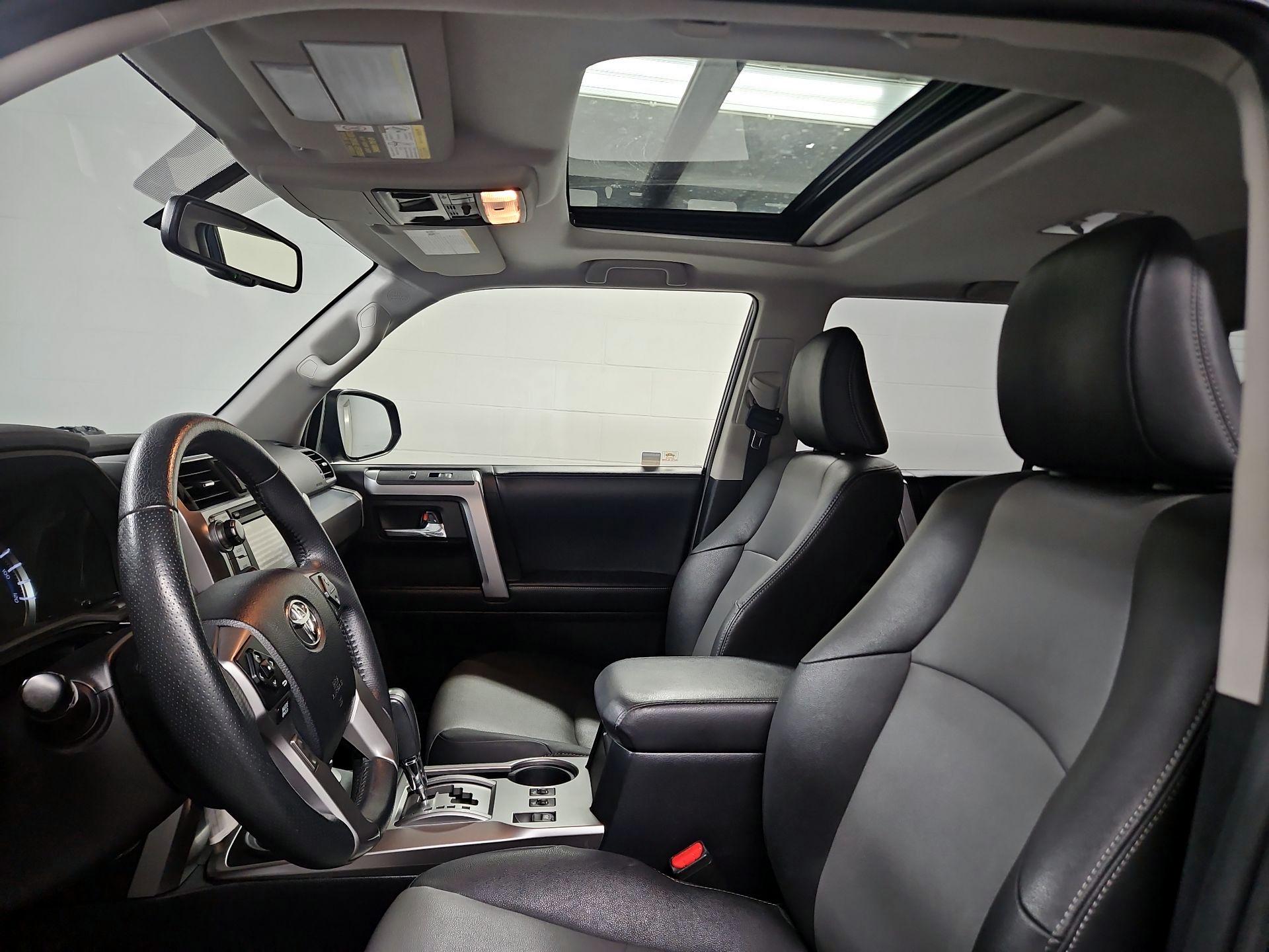 Thumbnail: 2019 Toyota 4Runner - 20