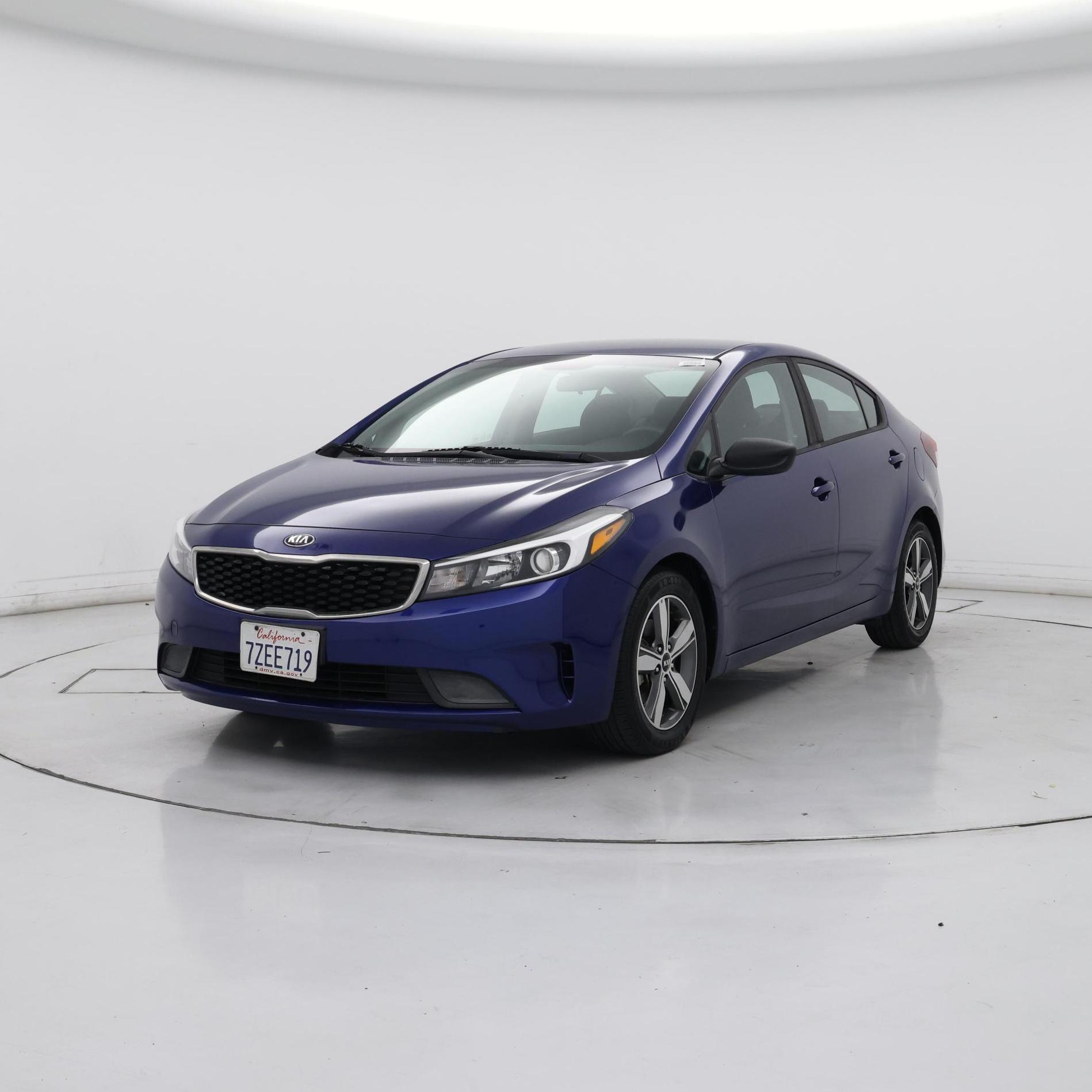 Thumbnail: 2018 Kia Forte - 4