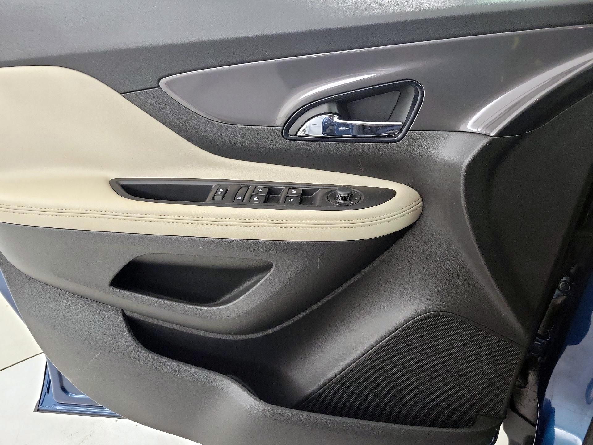 Thumbnail: 2020 Buick Encore - 12
