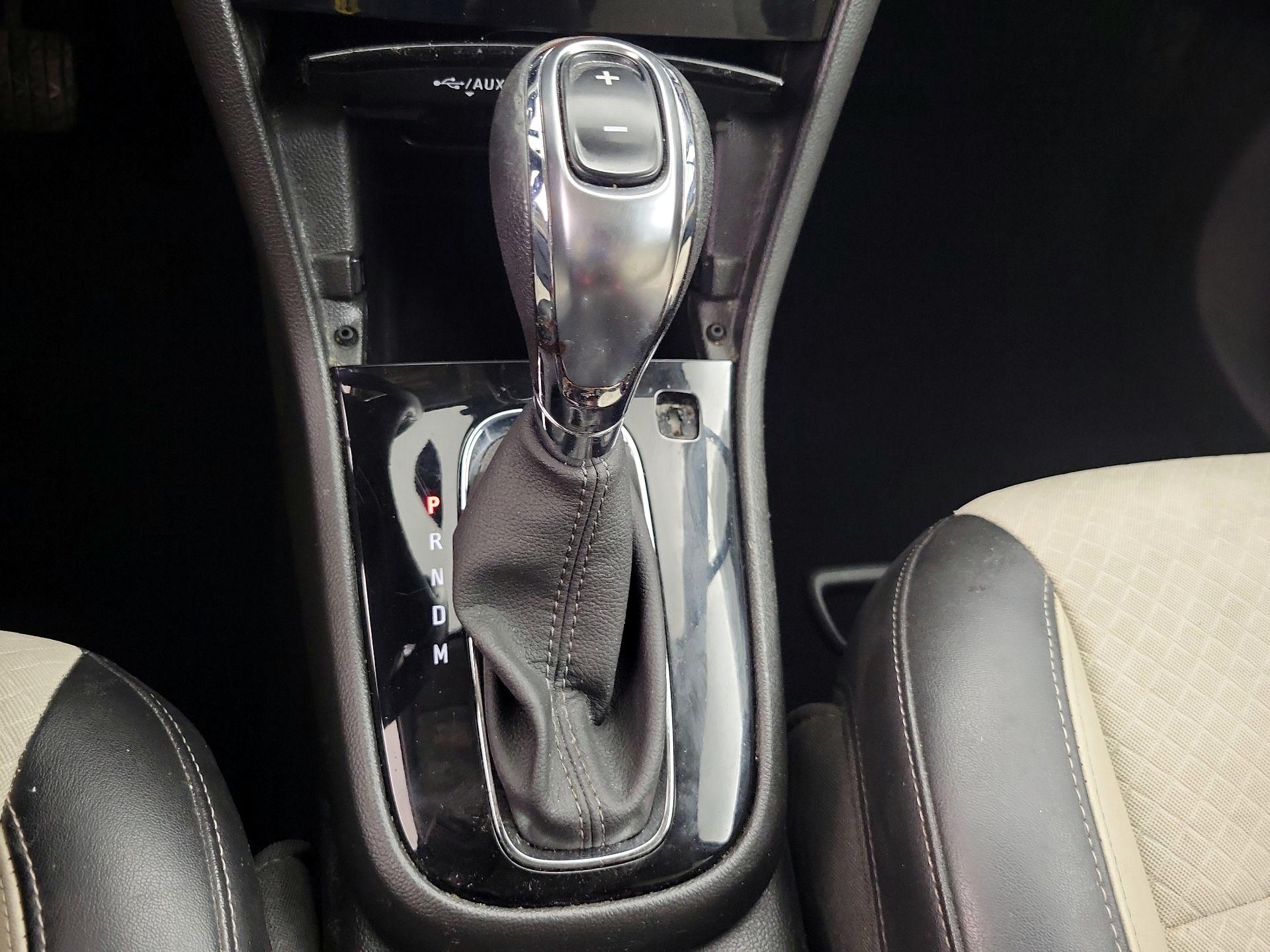 Thumbnail: 2020 Buick Encore - 17