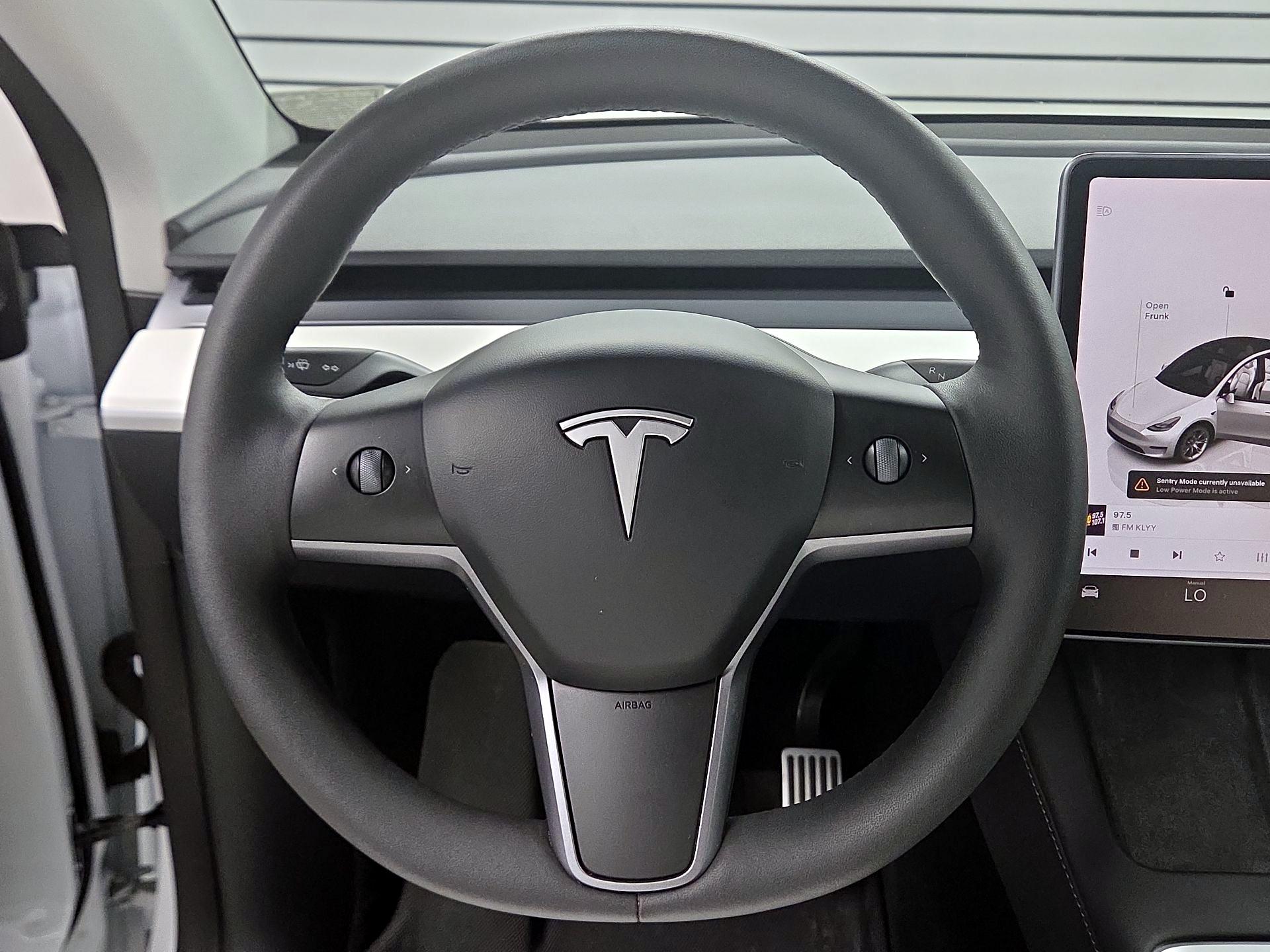 Thumbnail: 2023 Tesla Model Y - 10